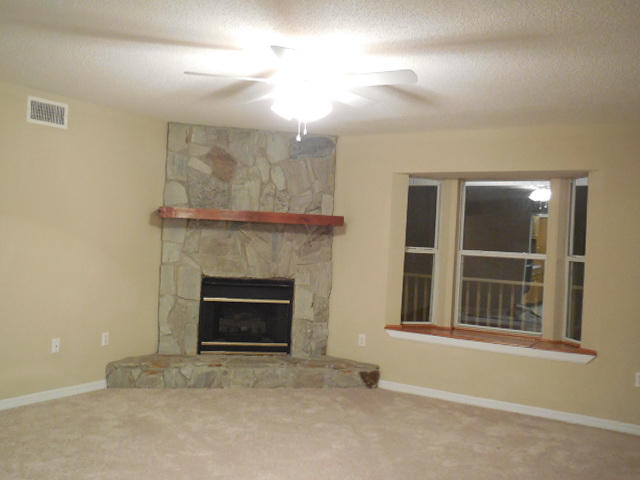 MIRROR LAKE - Residential