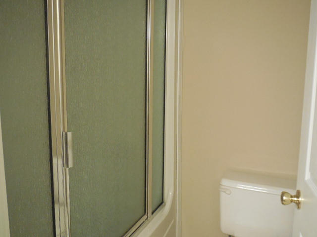 MIRROR LAKE - Residential