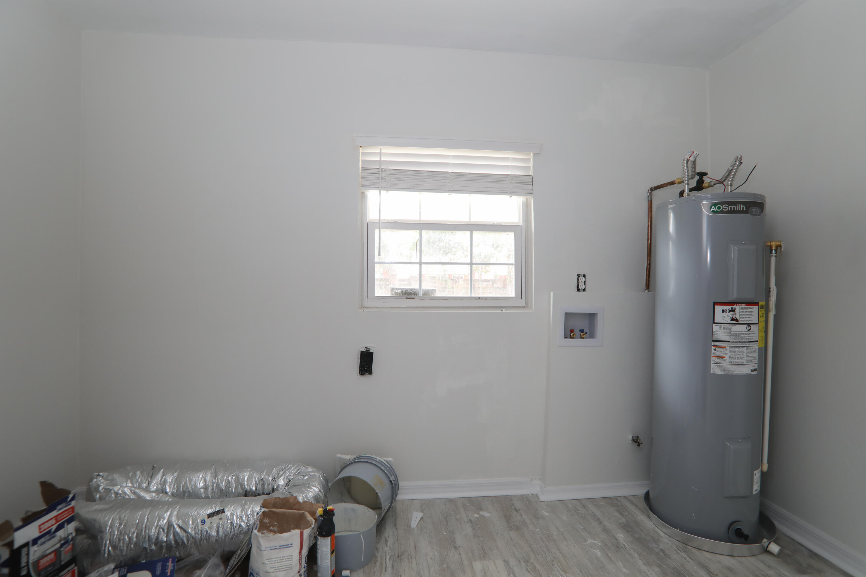 HOWARD S/D - Residential