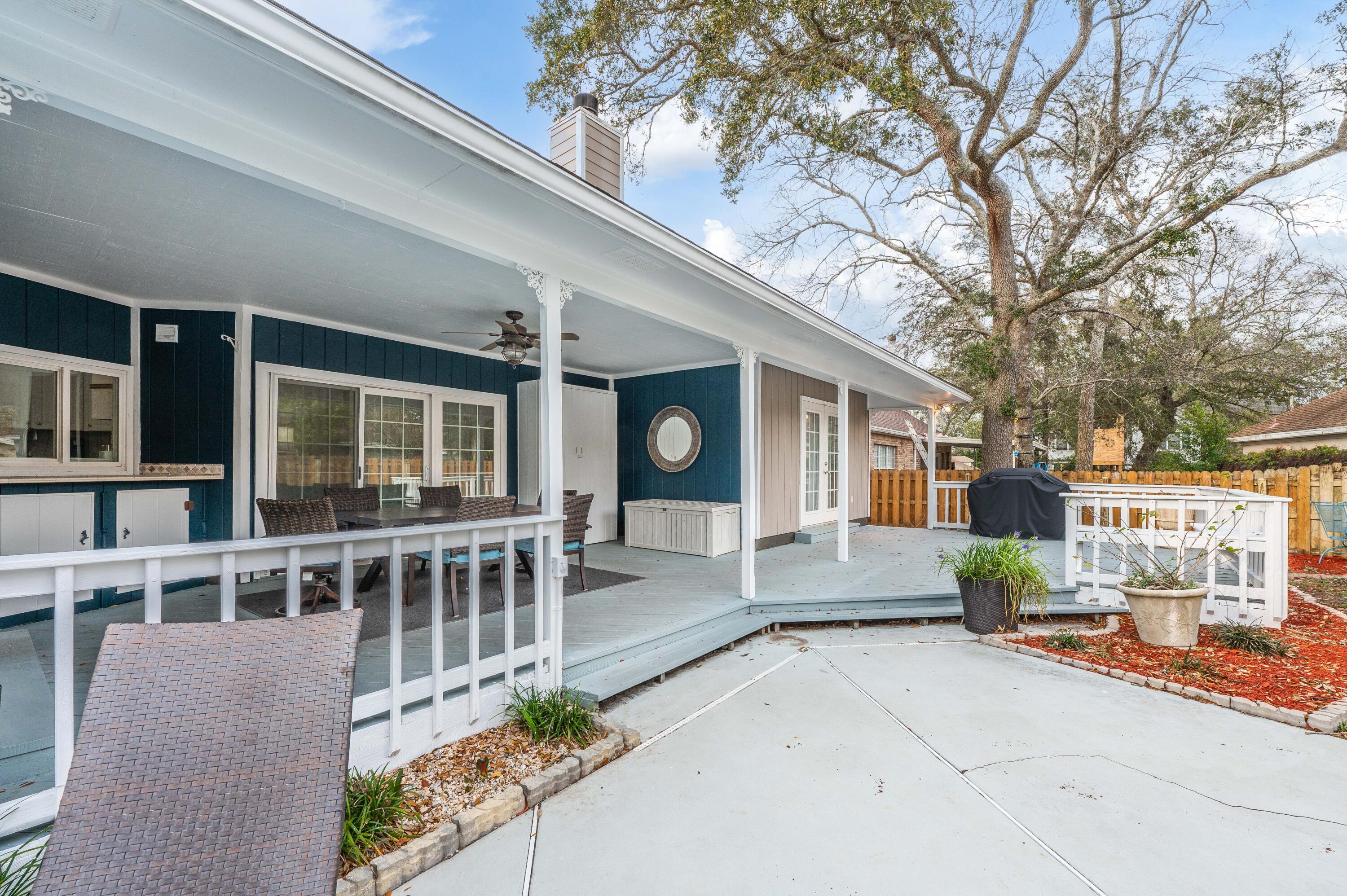 LAKE POINTE - Residential