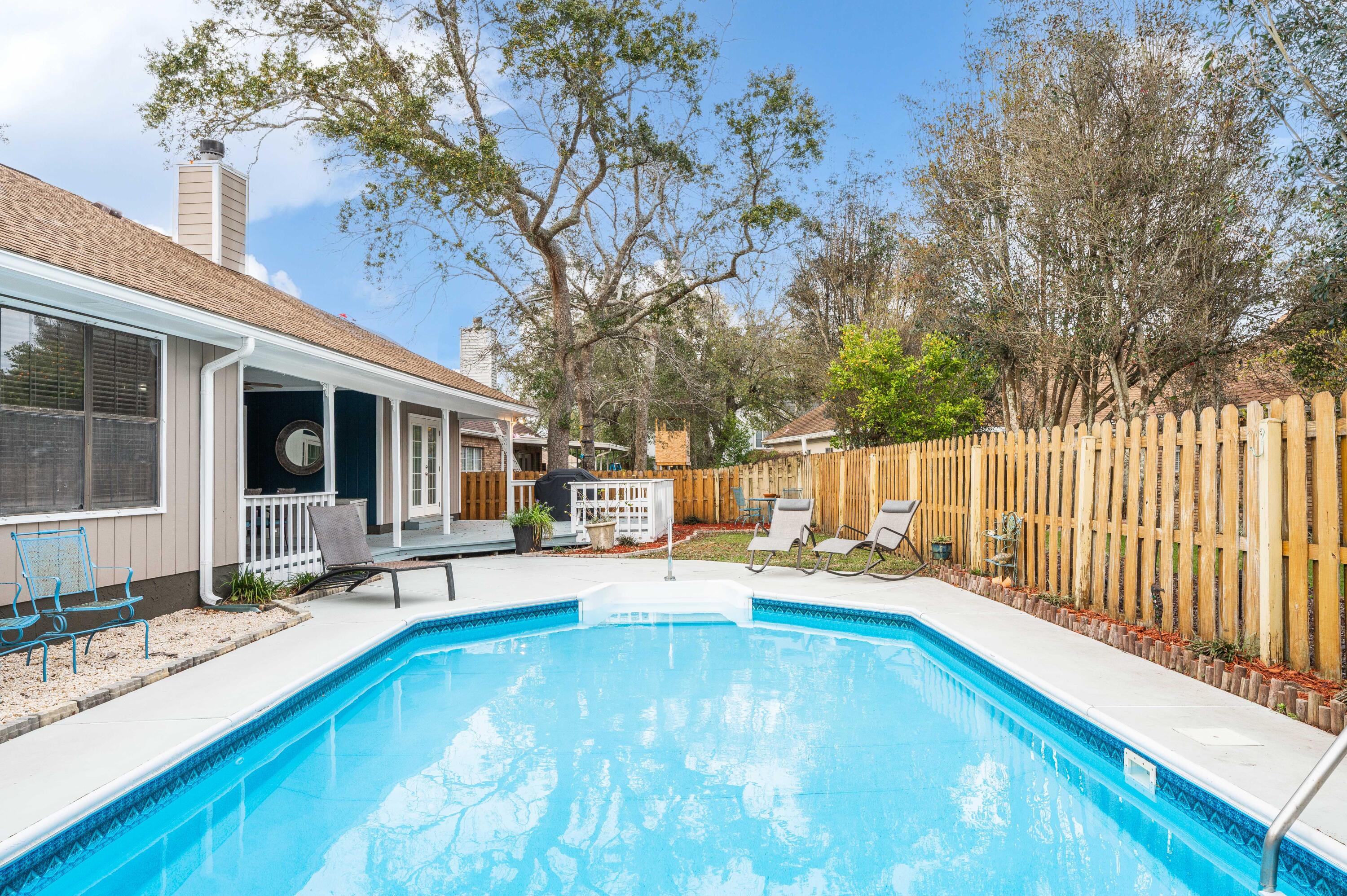 LAKE POINTE - Residential