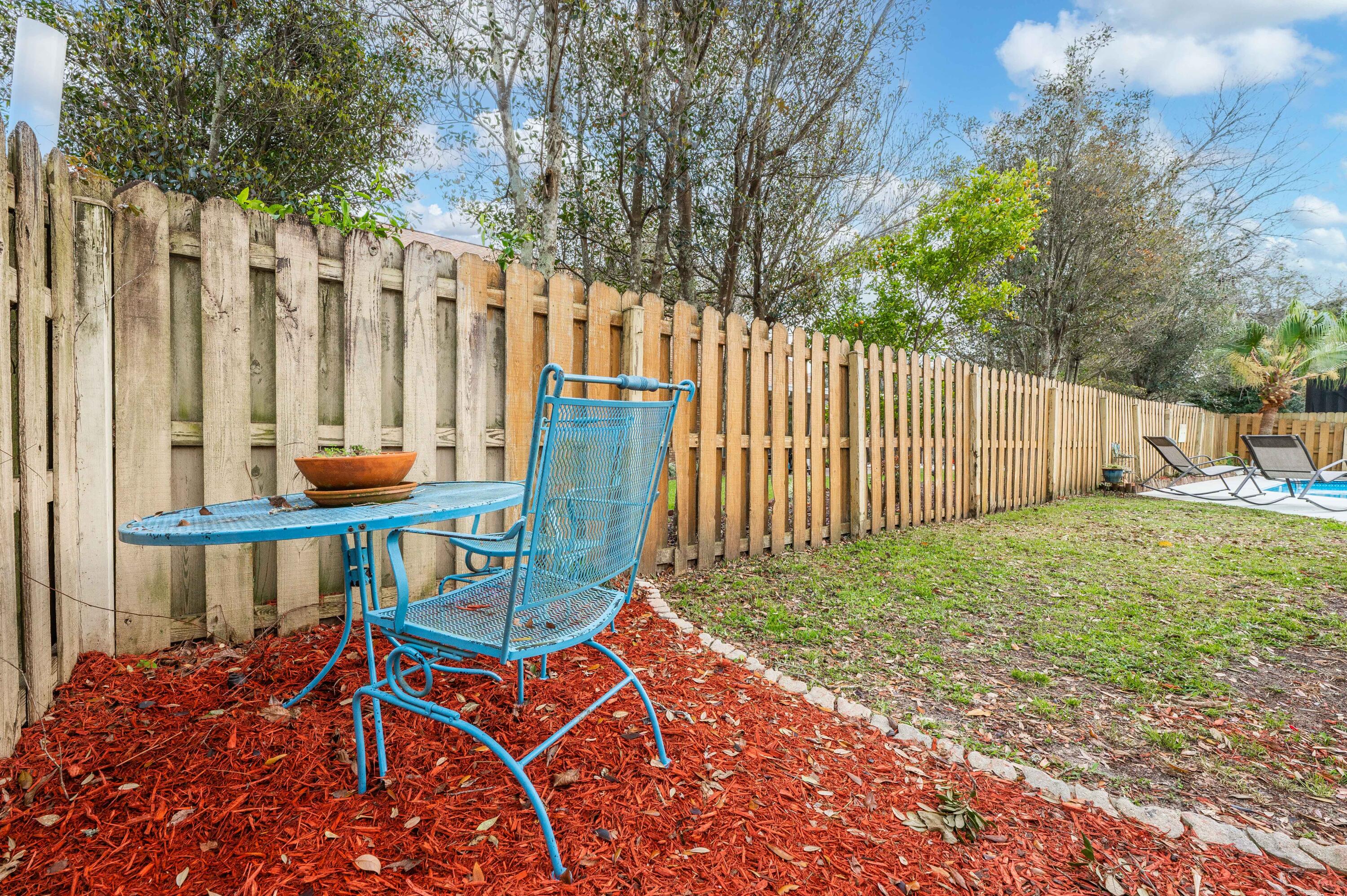 LAKE POINTE - Residential