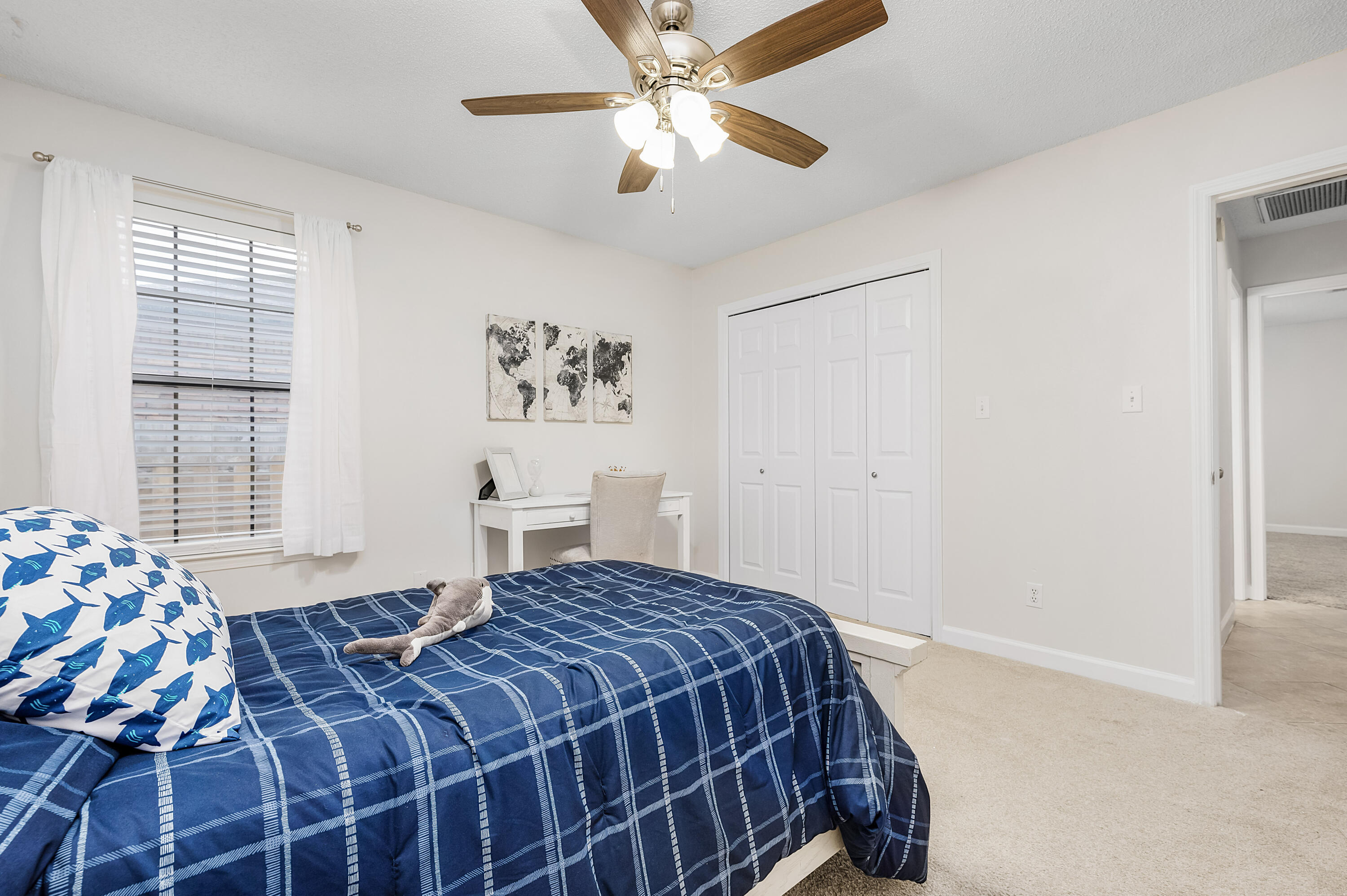 LAKE POINTE - Residential