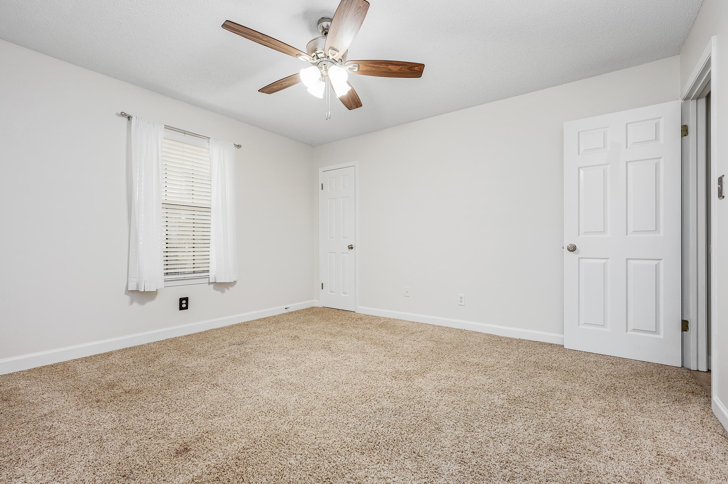 LAKE POINTE - Residential