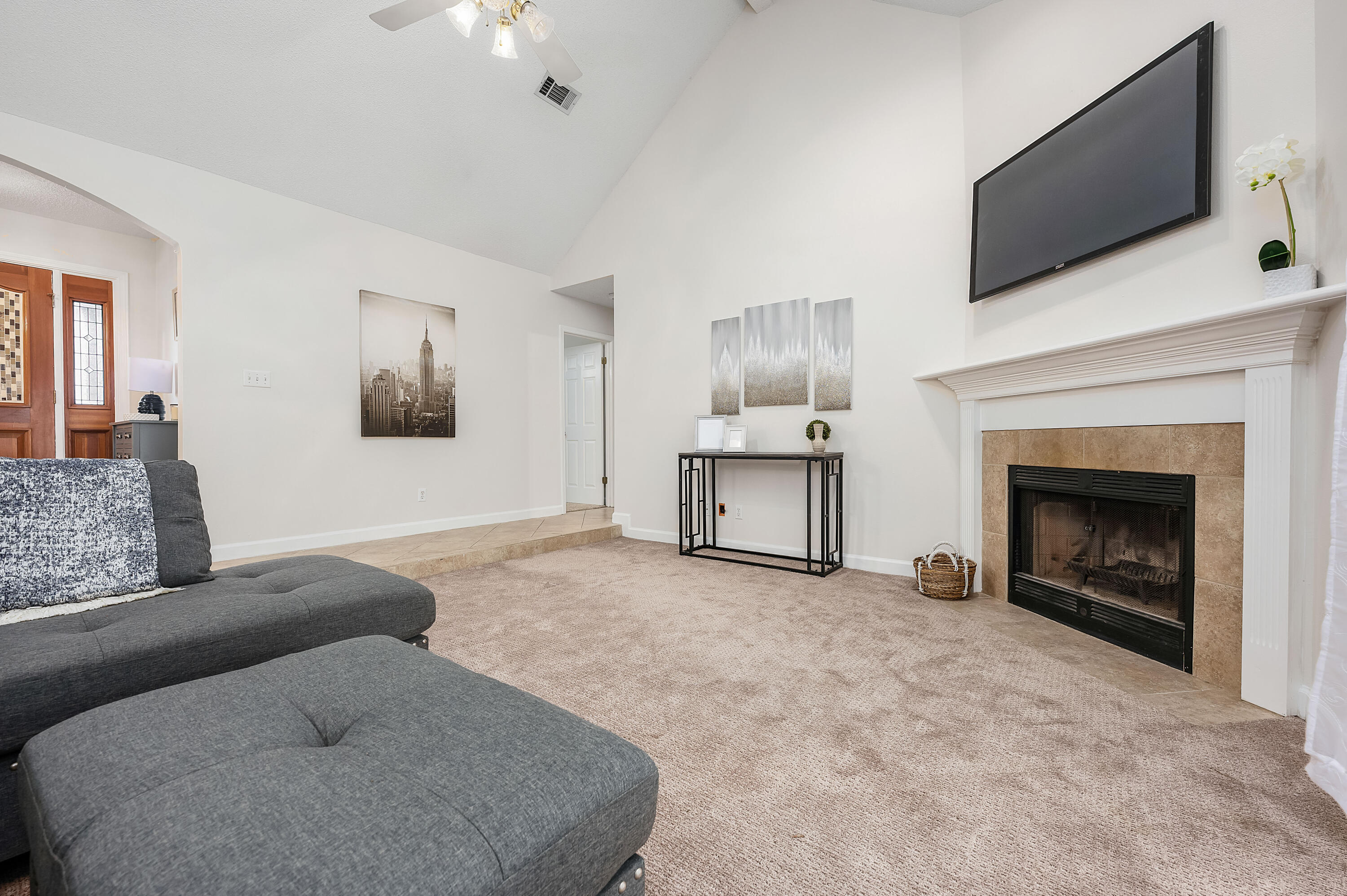 LAKE POINTE - Residential