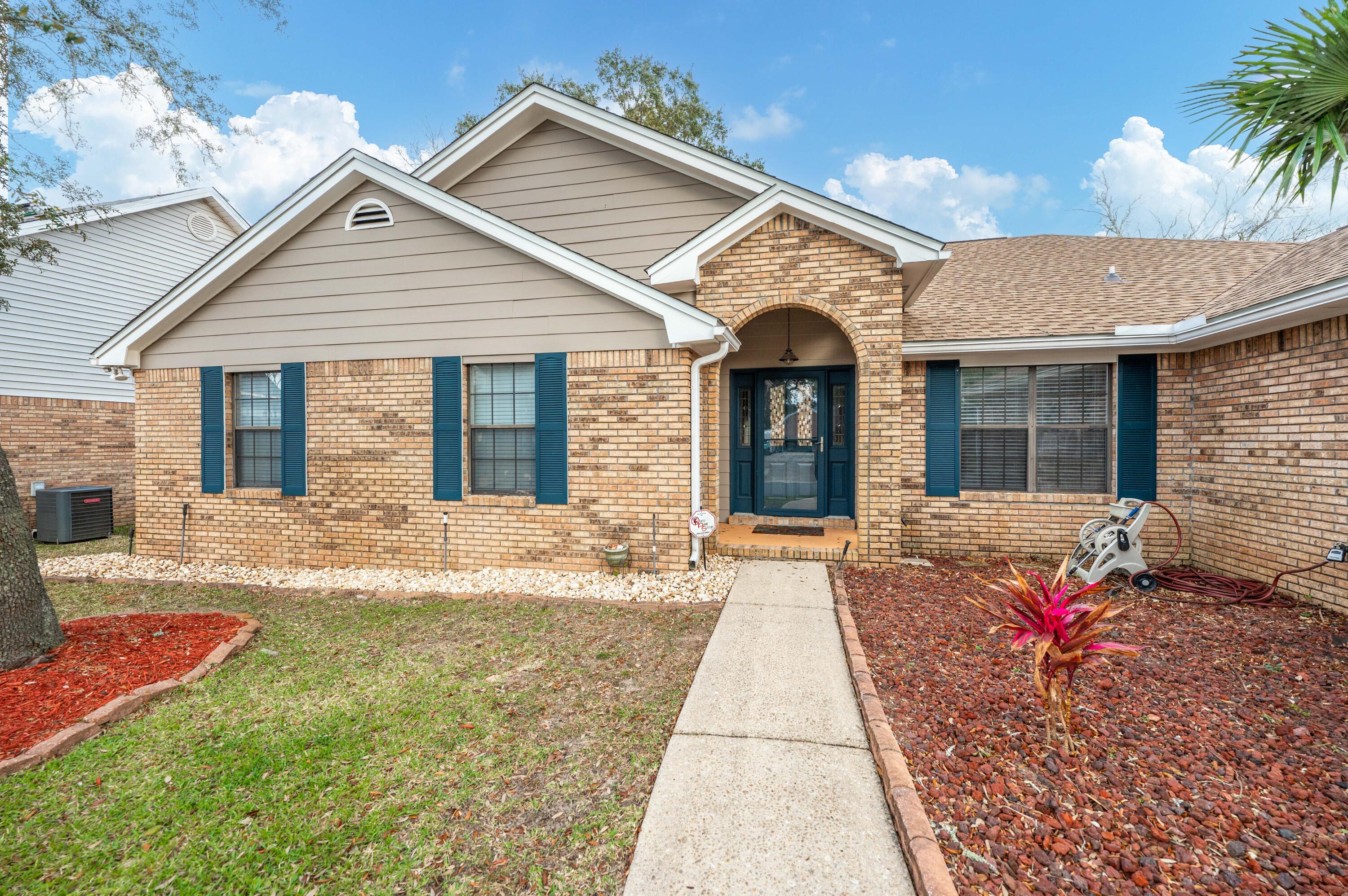 LAKE POINTE - Residential