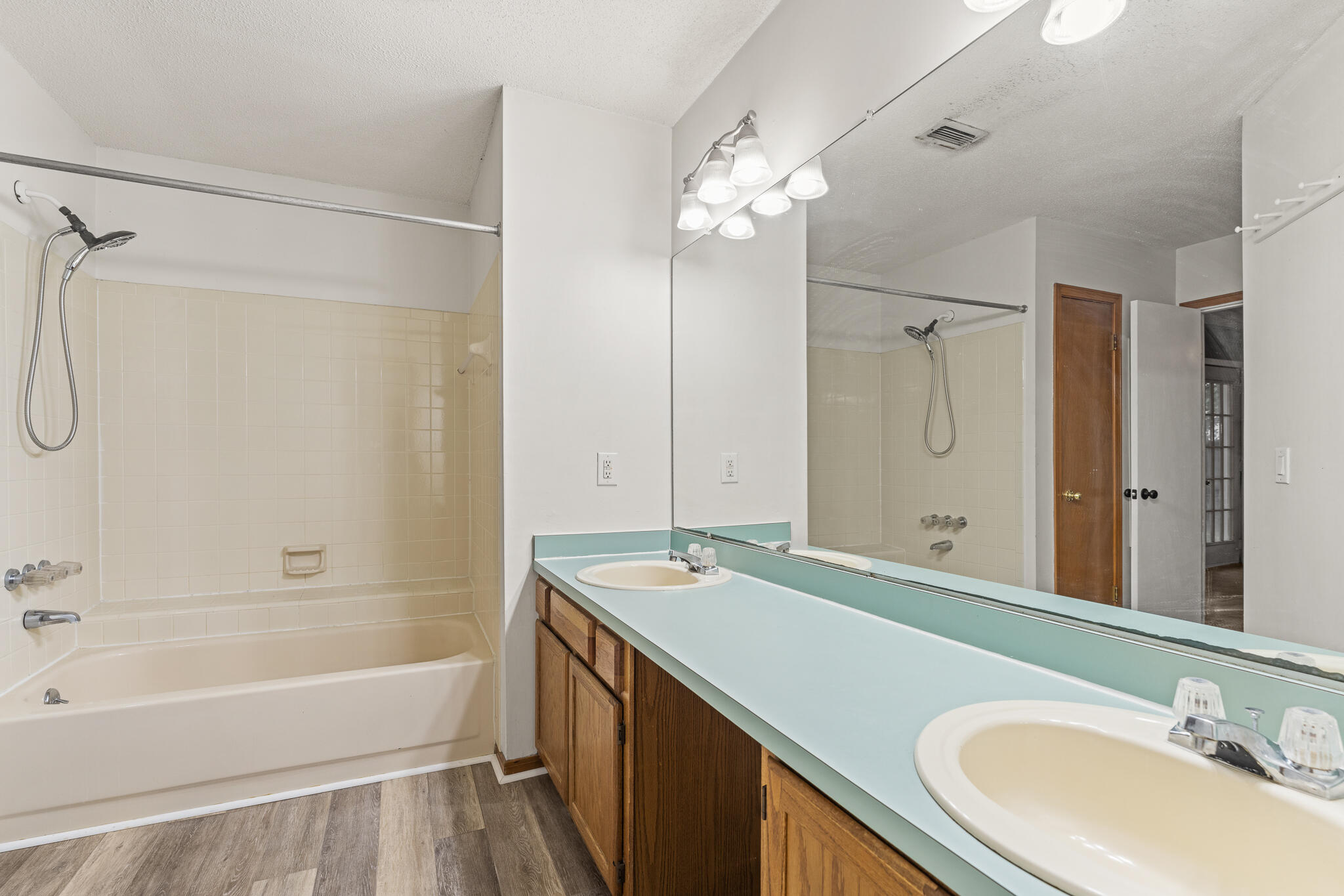 COVENTRY PARK VILLAGE PH 1 - Residential