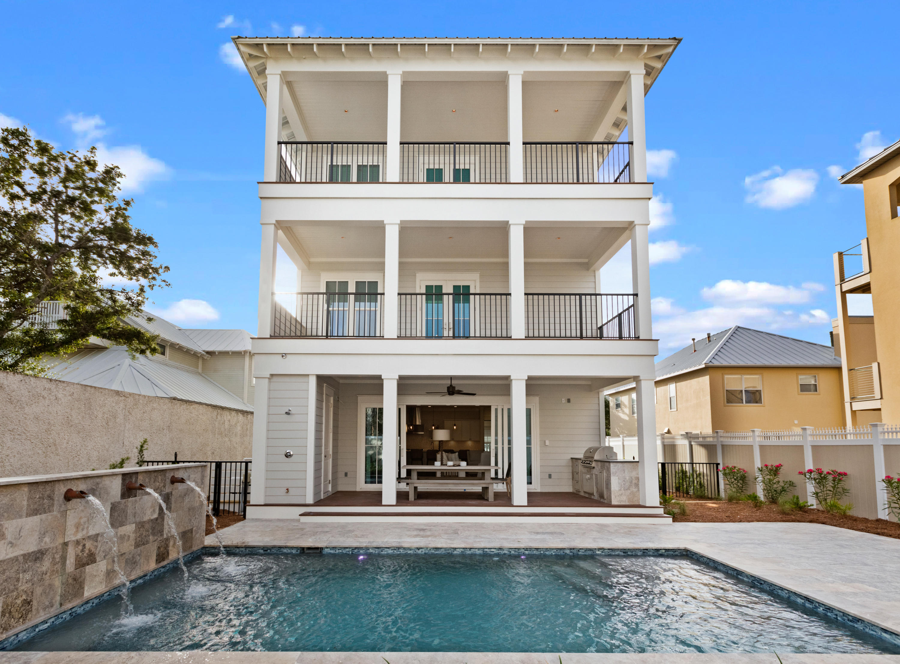 GULF SHORE MANOR - Residential