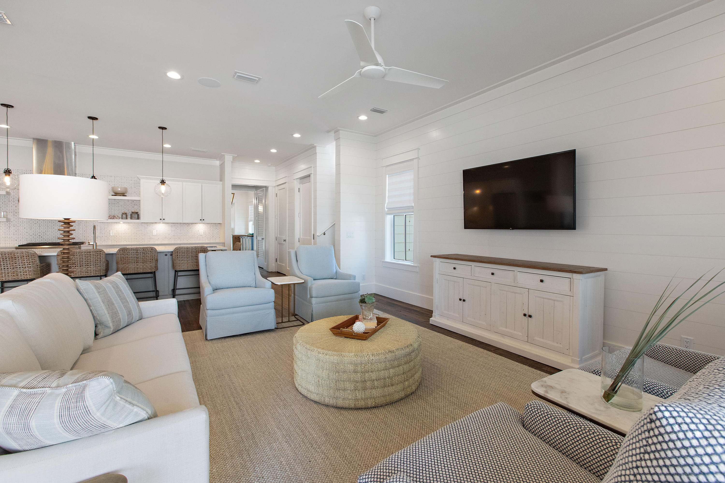 GULF SHORE MANOR - Residential