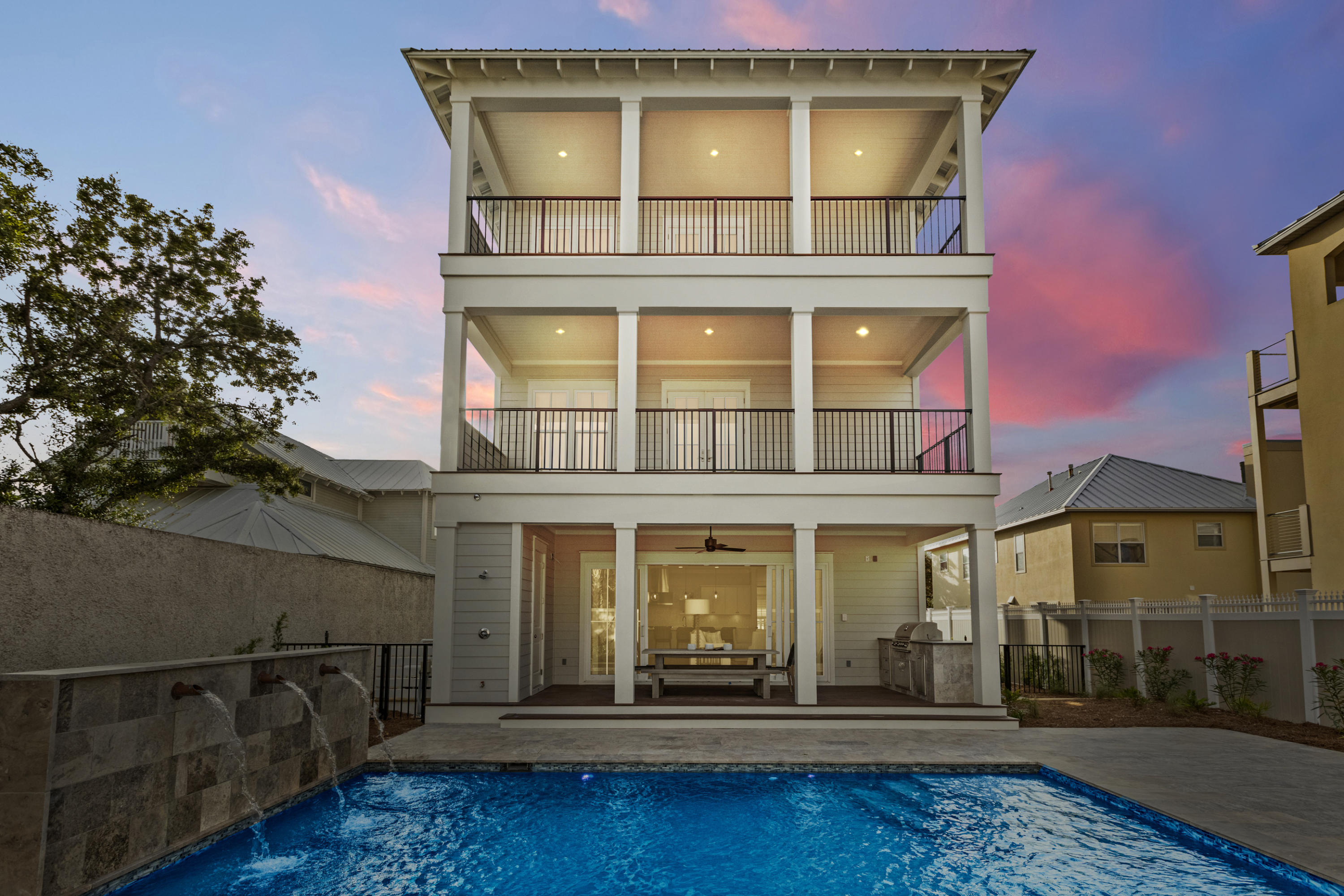 GULF SHORE MANOR - Residential