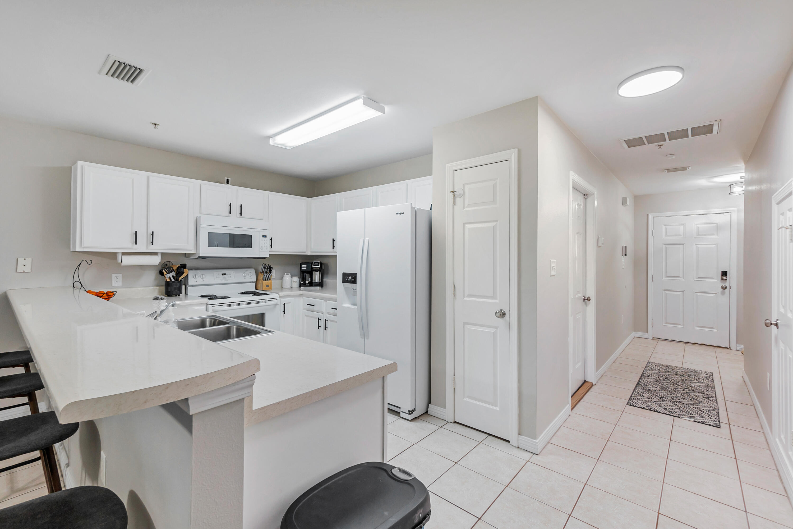 SHELL PARK CONDO - Residential