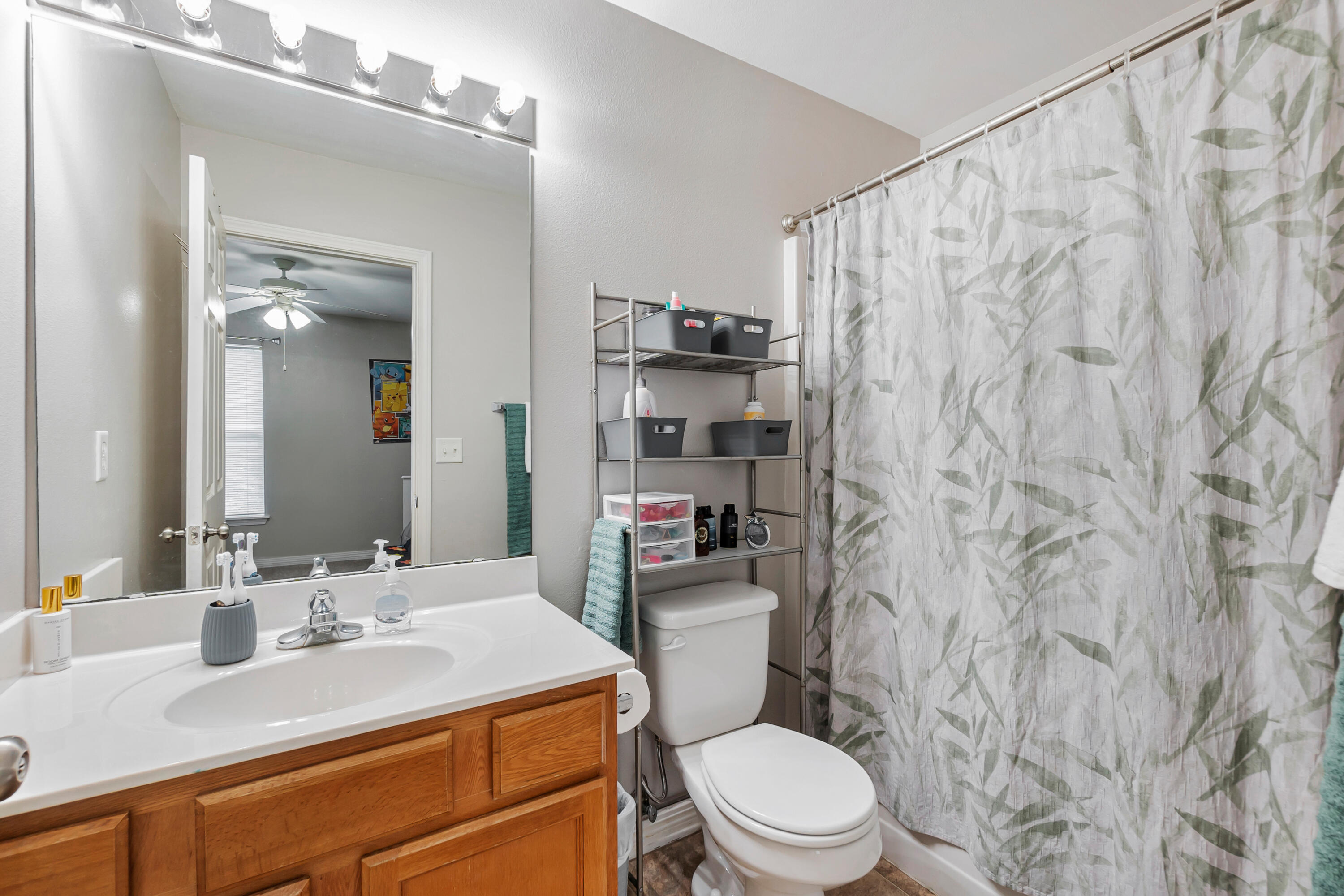 SHELL PARK CONDO - Residential