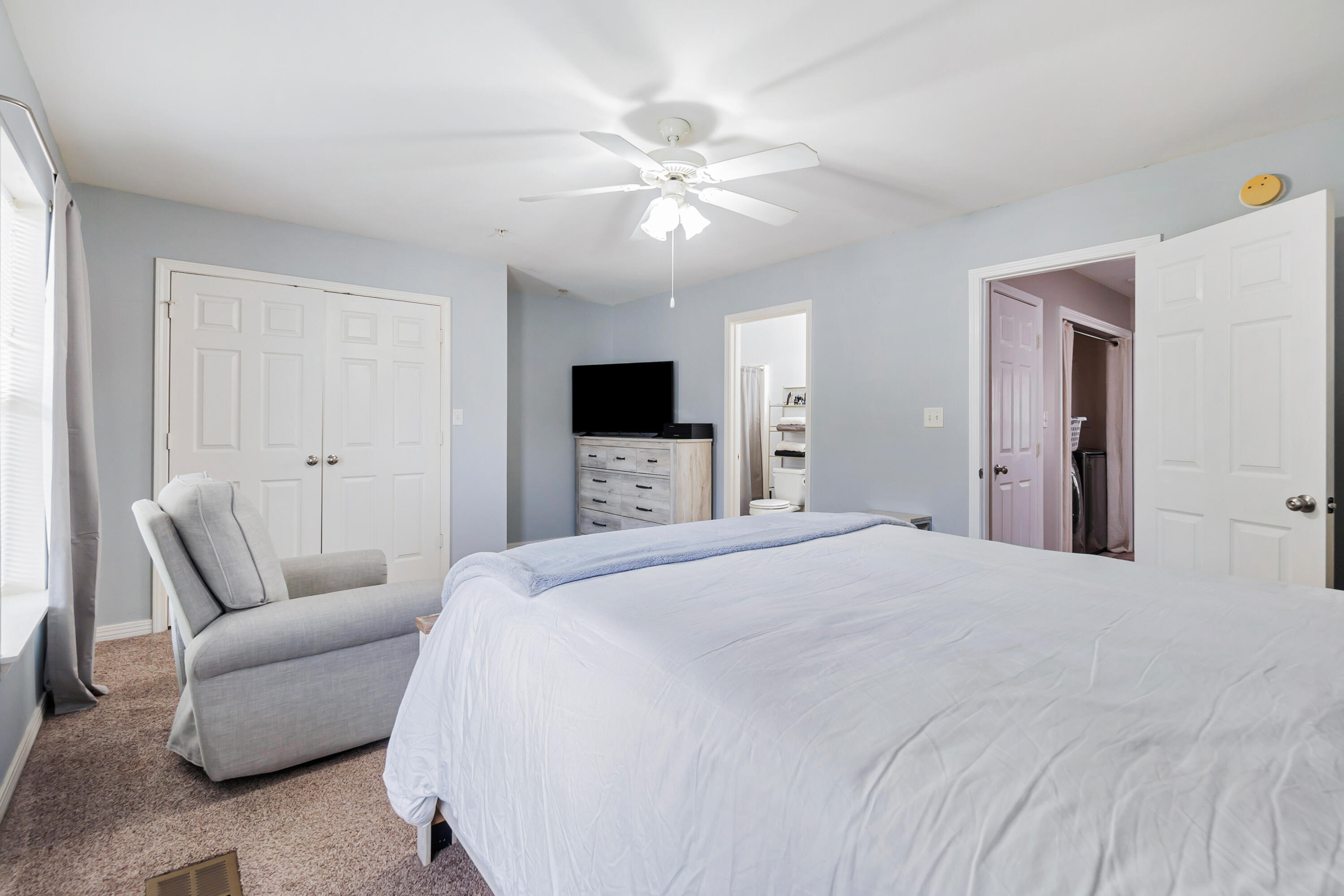 SHELL PARK CONDO - Residential