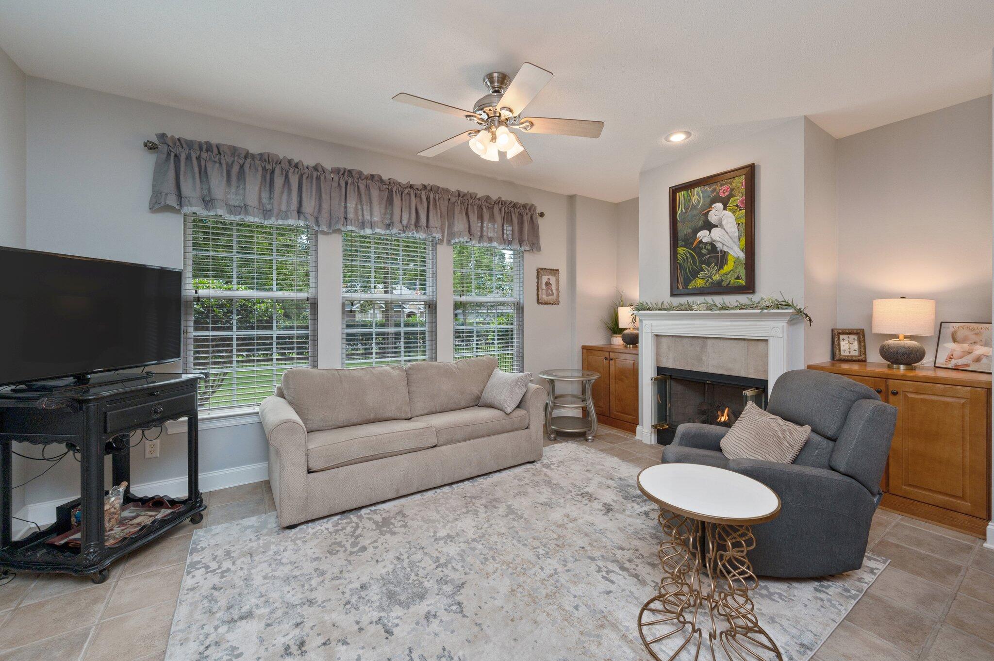 CLAIRES VINEYARD - Residential