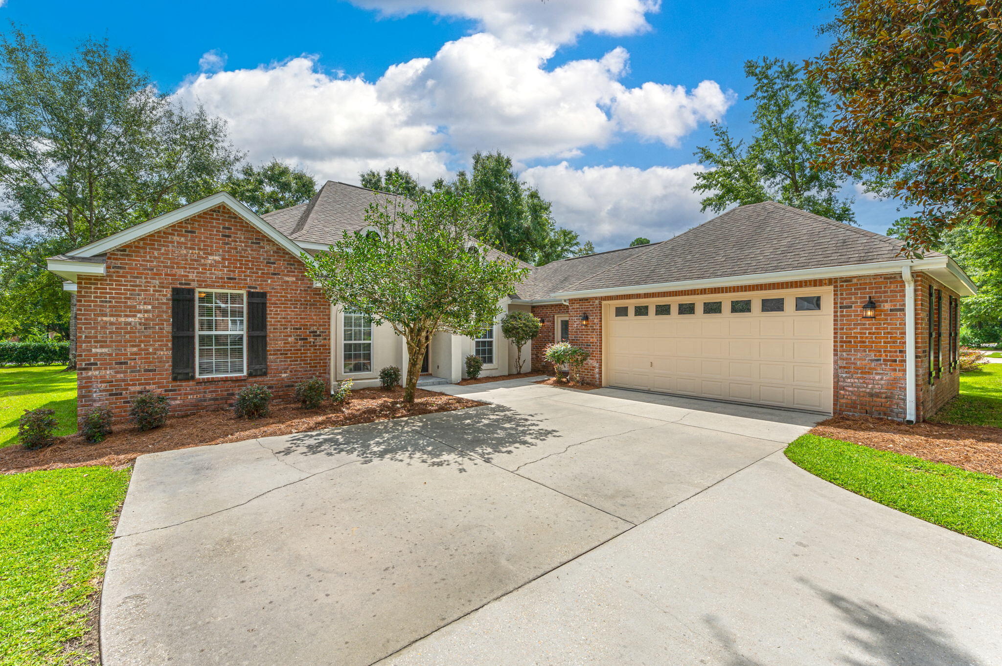 CLAIRES VINEYARD - Residential