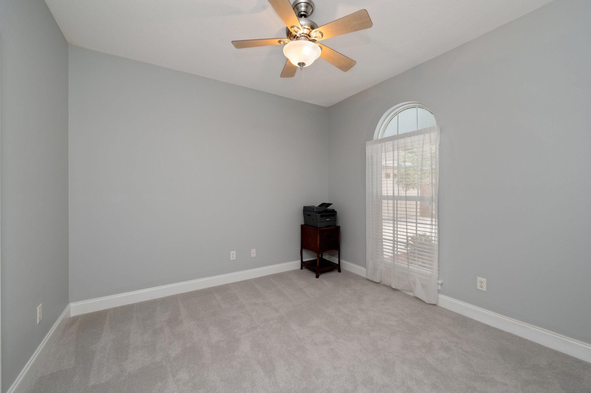 CLAIRES VINEYARD - Residential