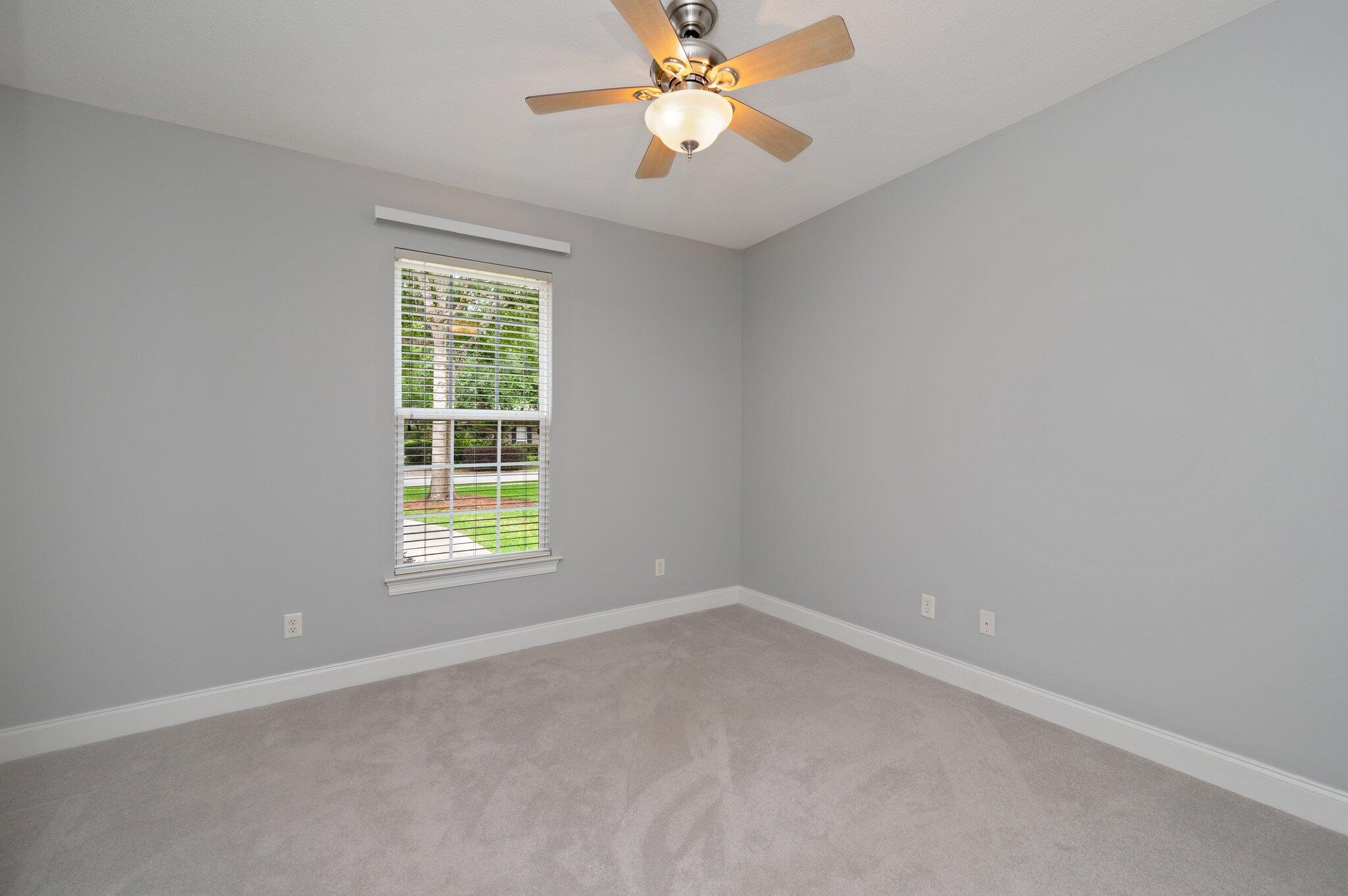 CLAIRES VINEYARD - Residential