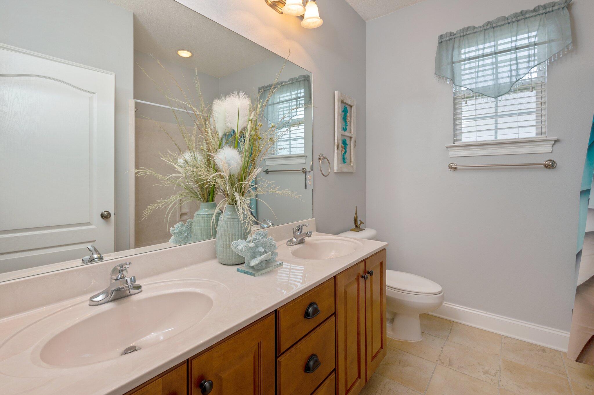 CLAIRES VINEYARD - Residential