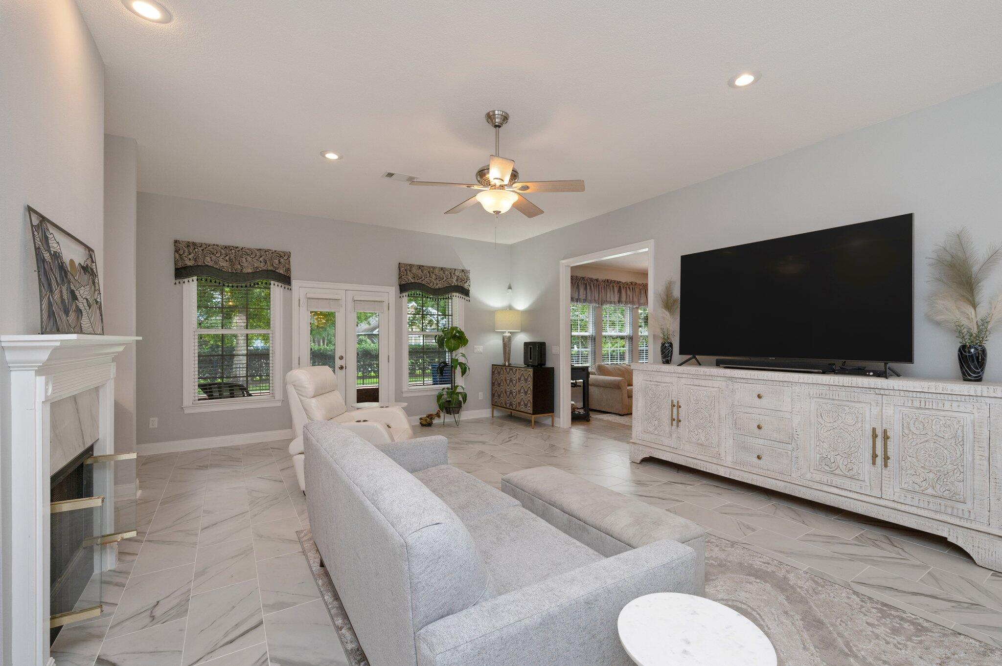 CLAIRES VINEYARD - Residential