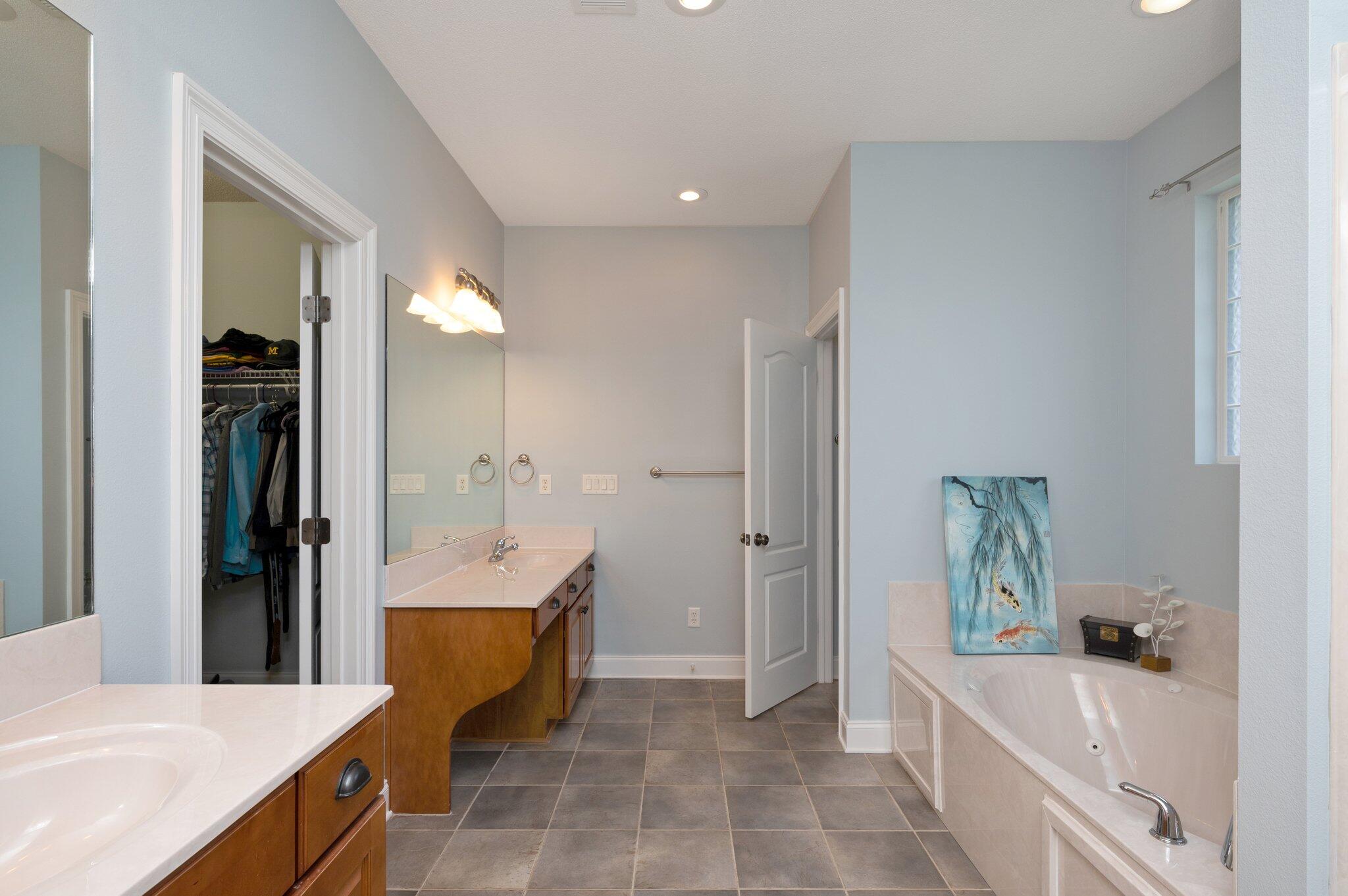 CLAIRES VINEYARD - Residential