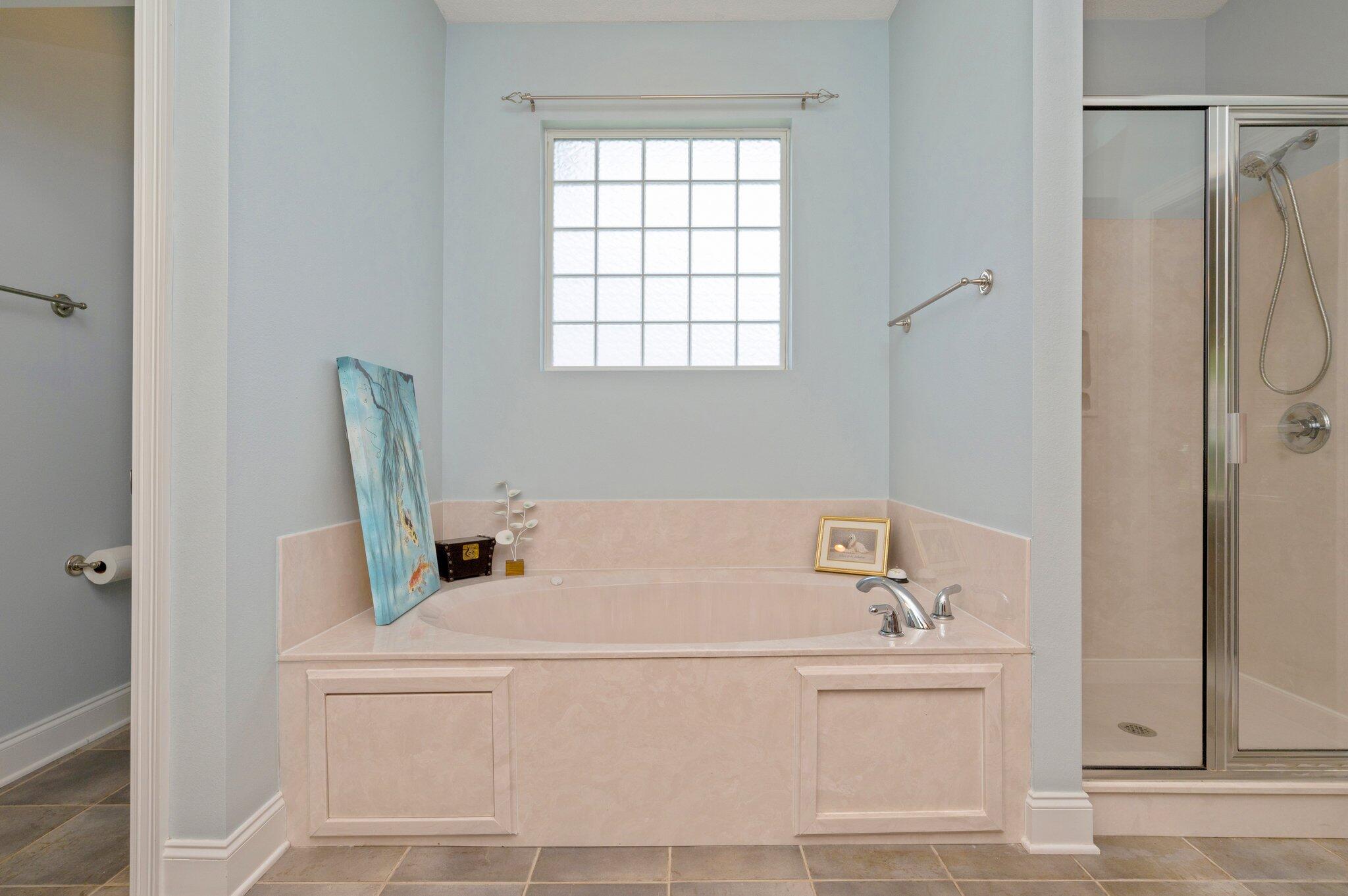 CLAIRES VINEYARD - Residential