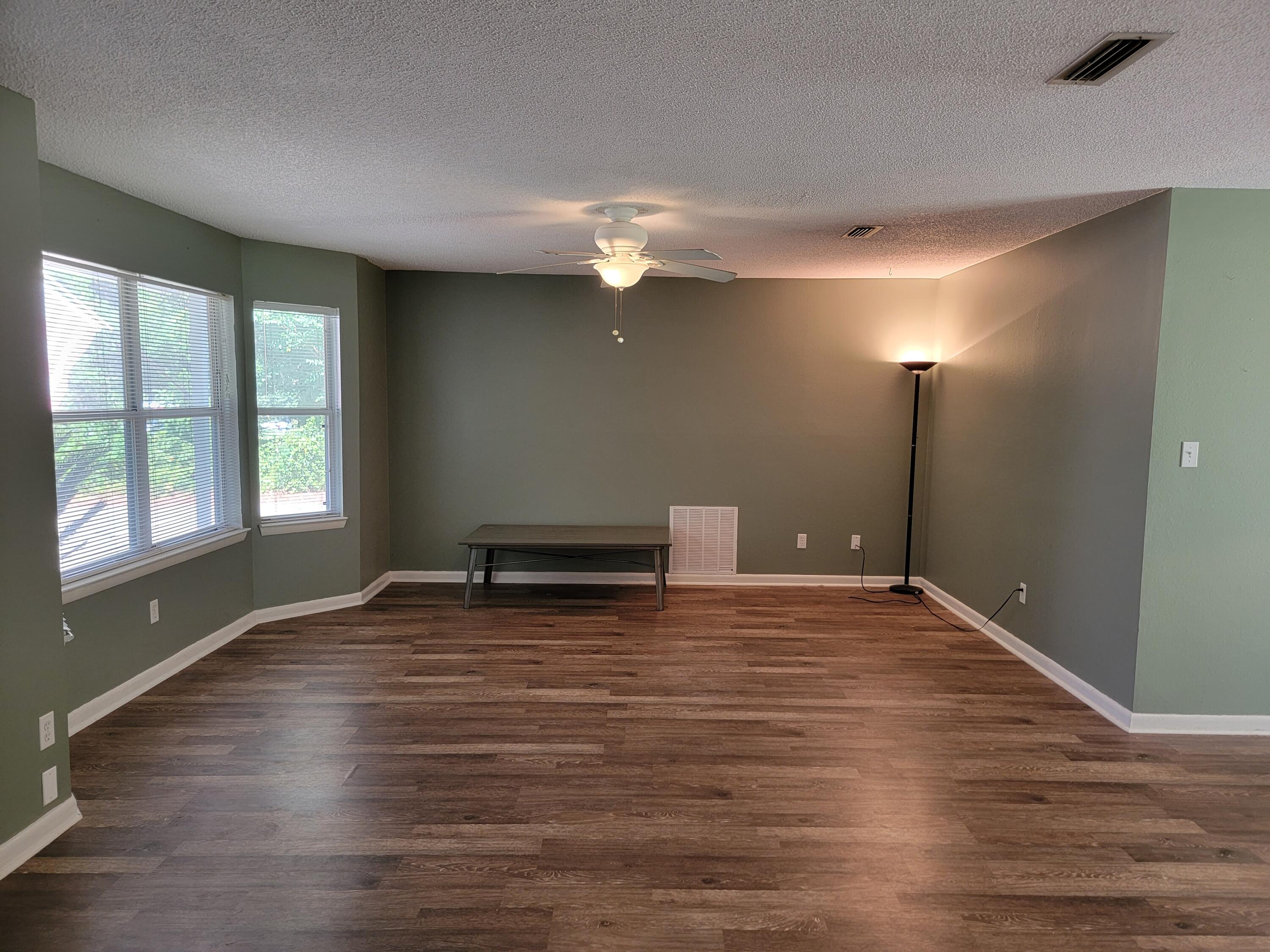 METES & BOUNDS - Residential Lease