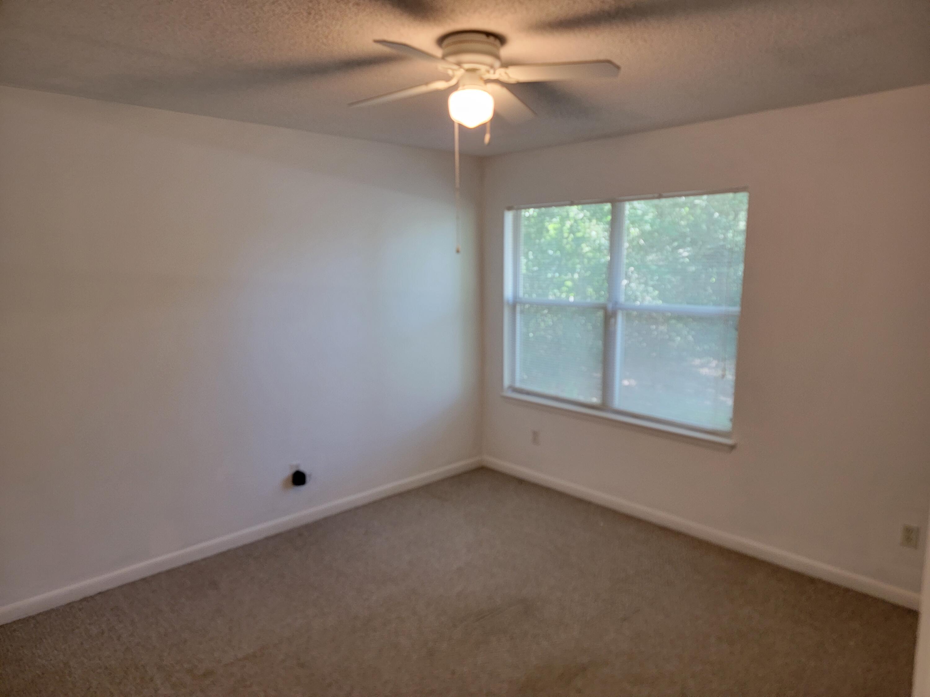 METES & BOUNDS - Residential Lease