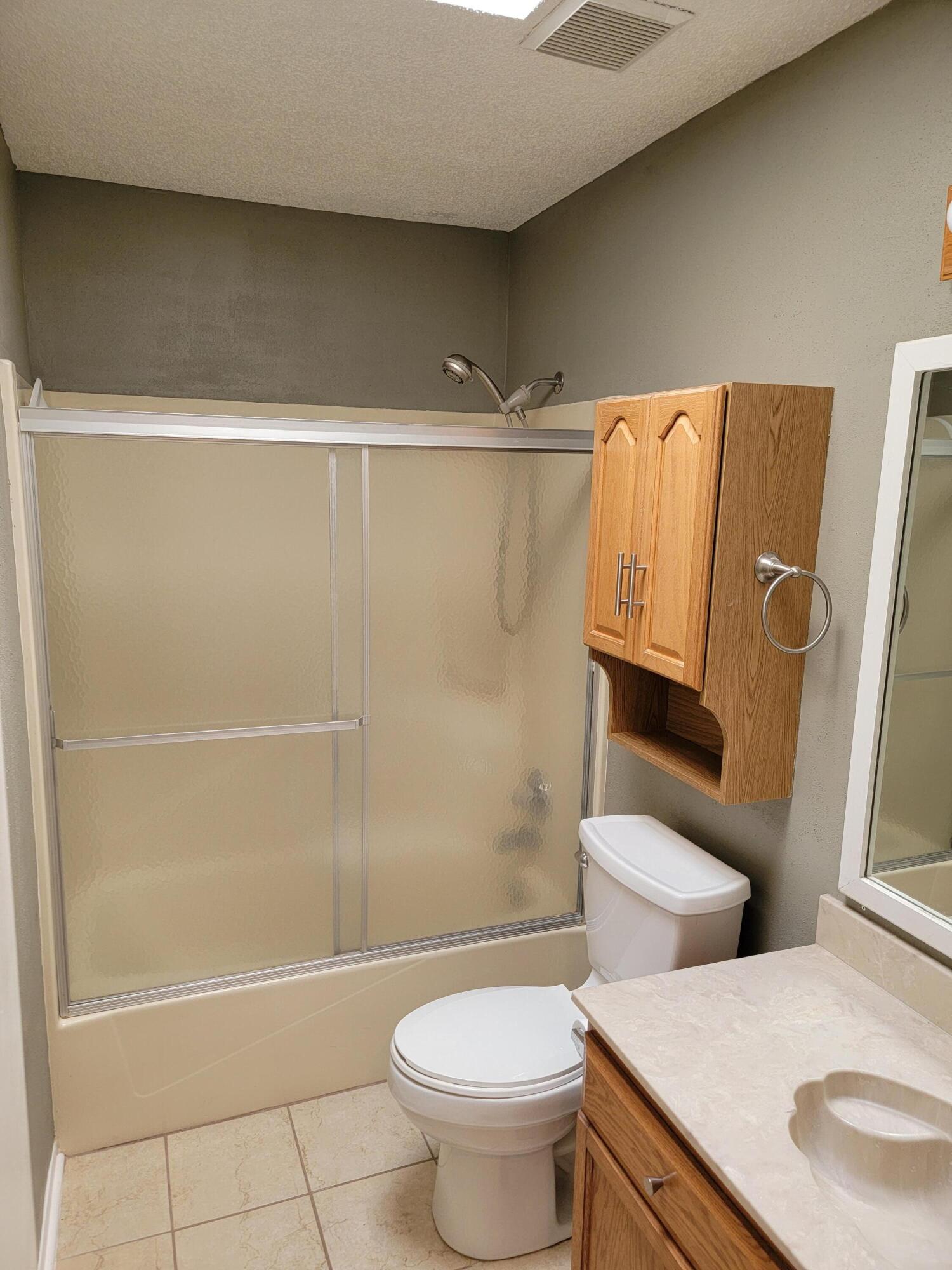 METES & BOUNDS - Residential Lease