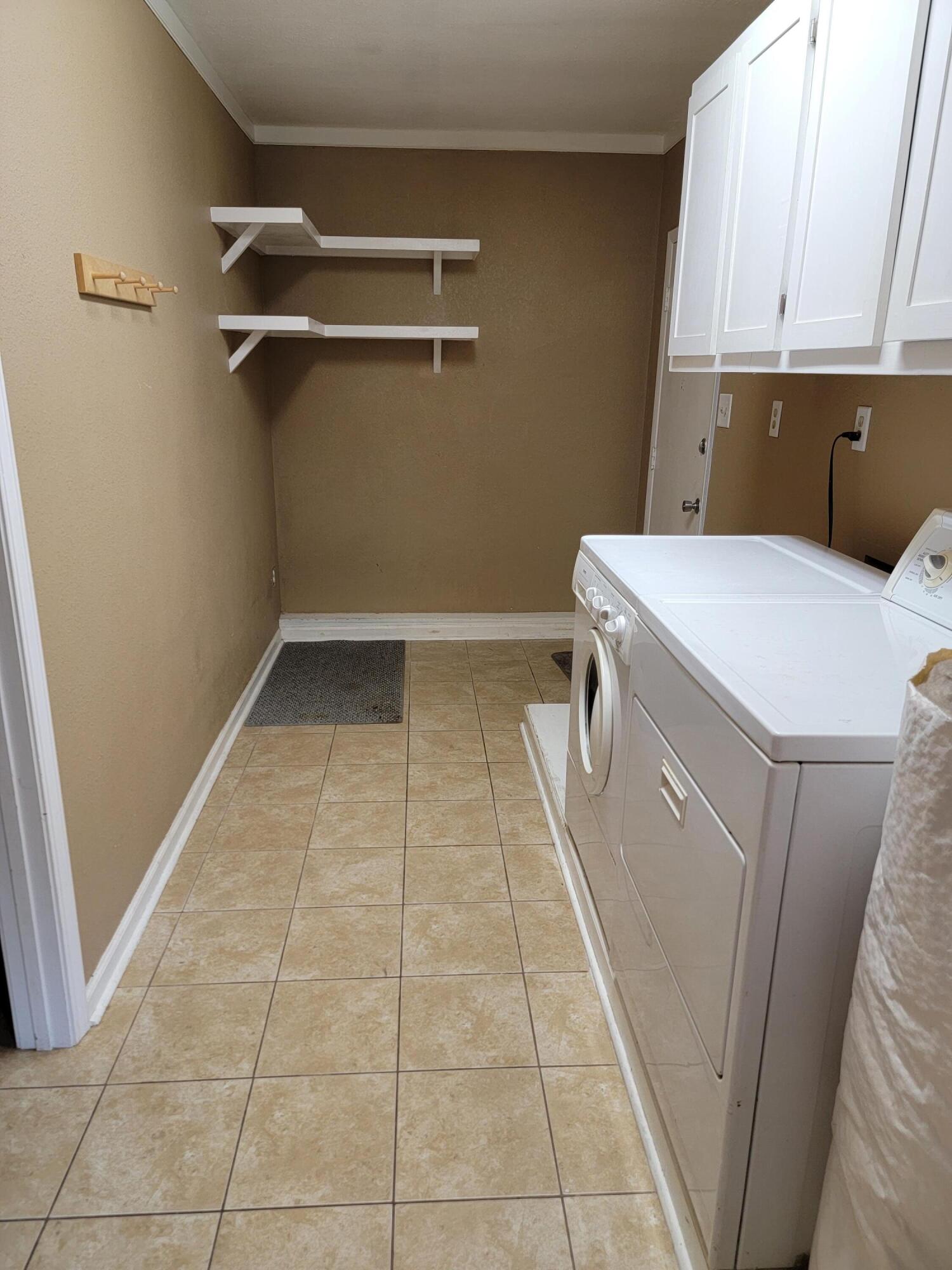 METES & BOUNDS - Residential Lease