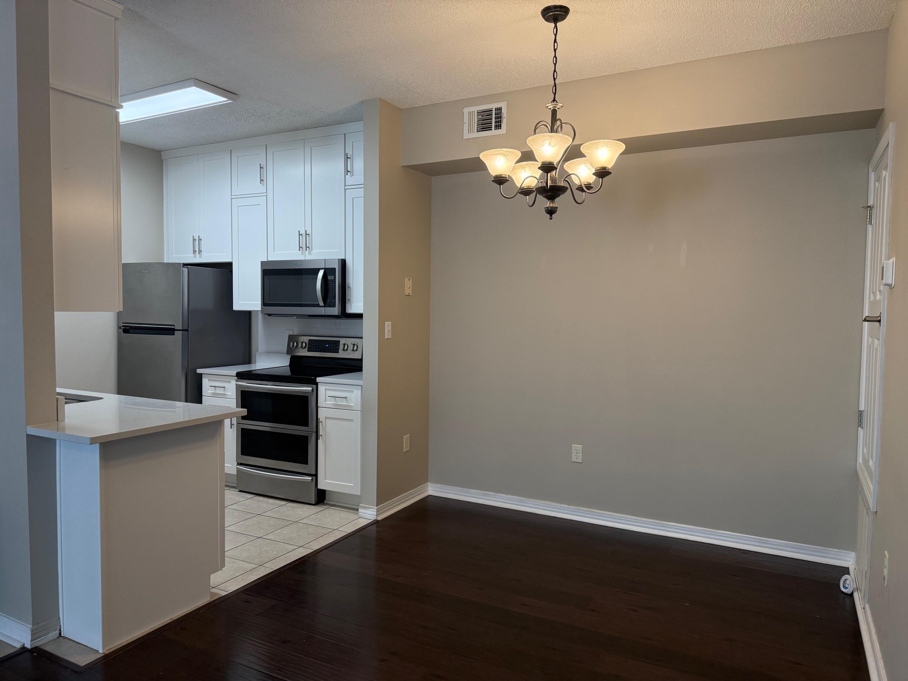 THE OAKS AT NICEVILLE PH I - Residential Lease