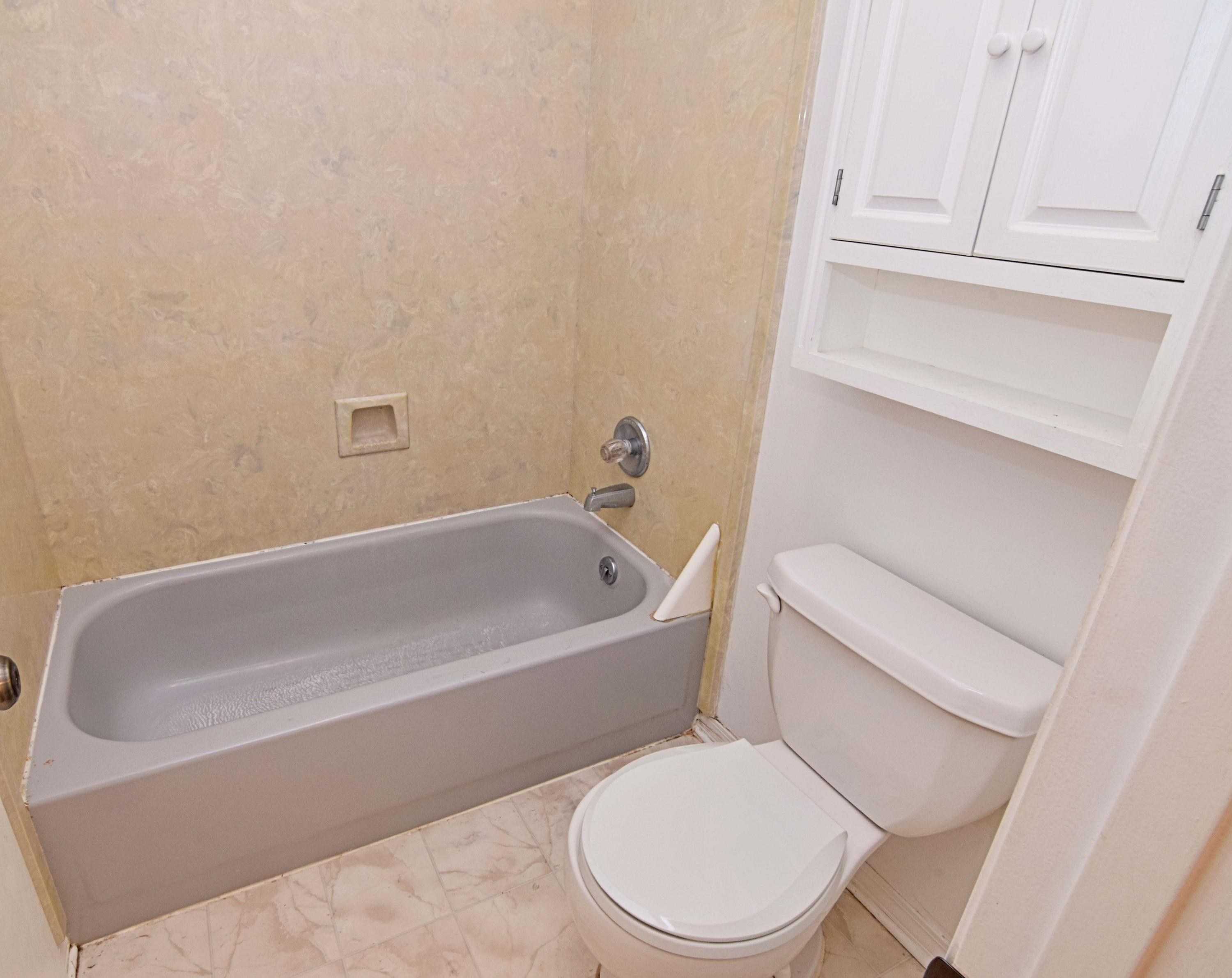 CREEKSIDE 4 - Residential