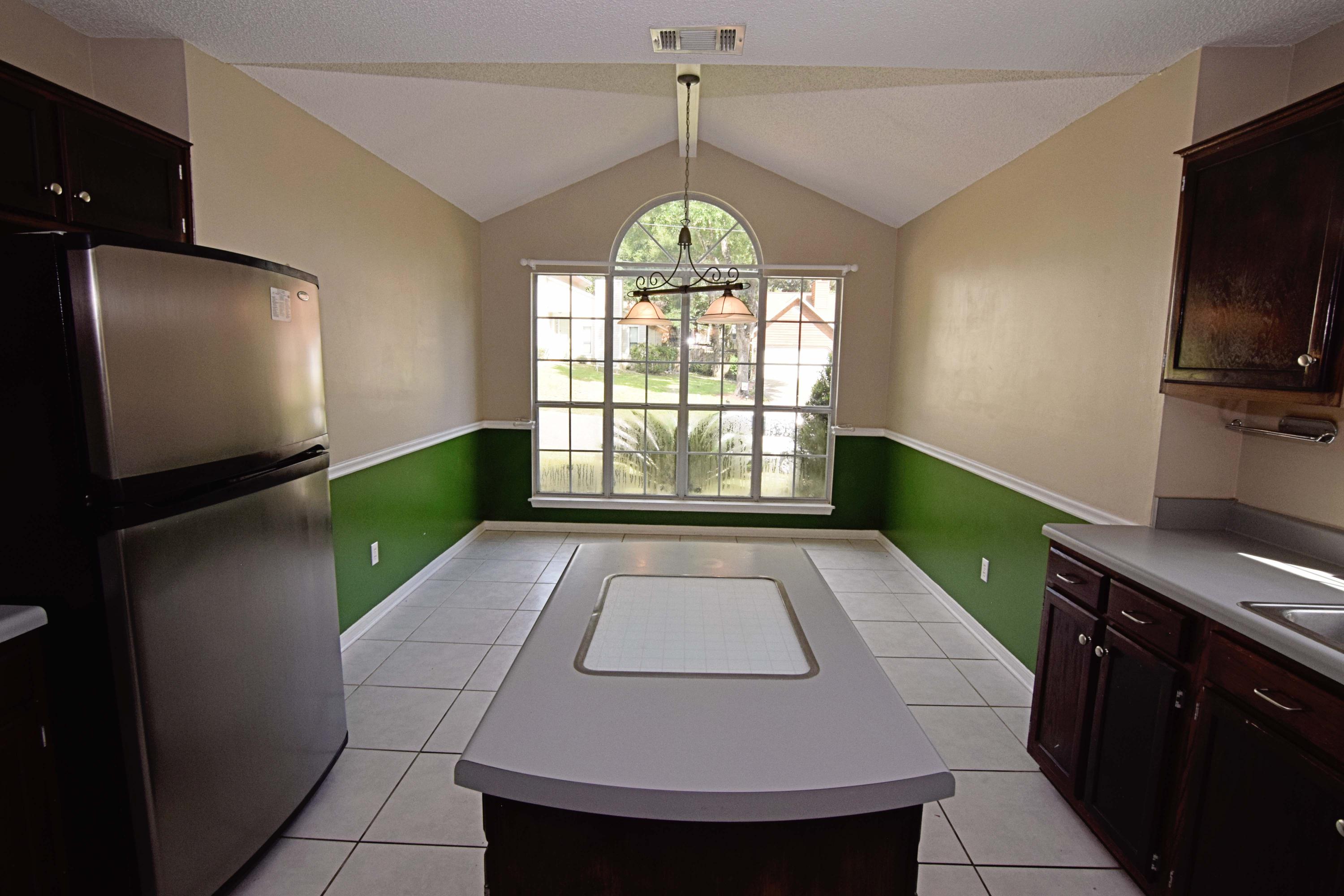 CREEKSIDE 4 - Residential