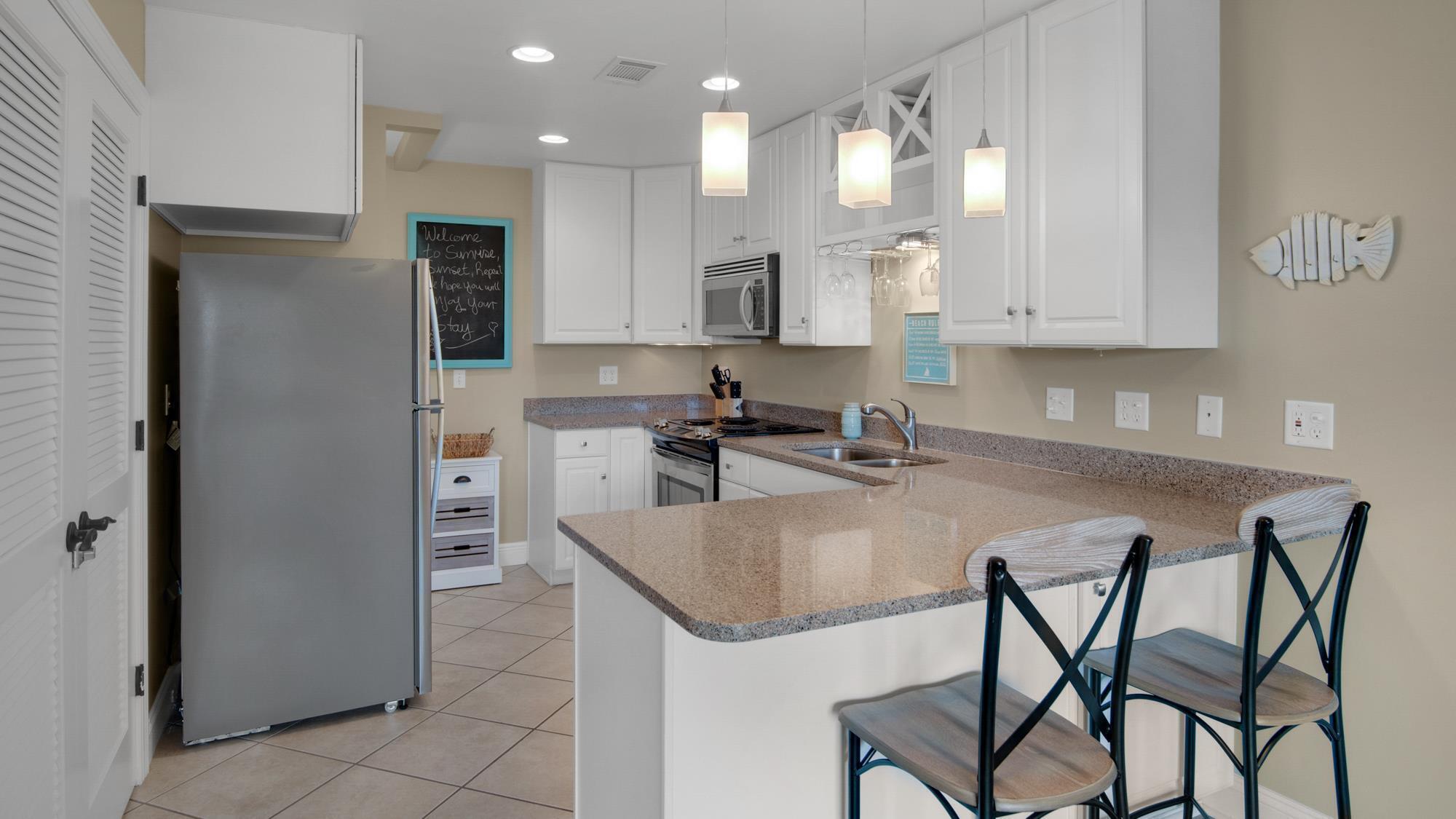 BEACHWOOD VILLAS CONDO - Residential