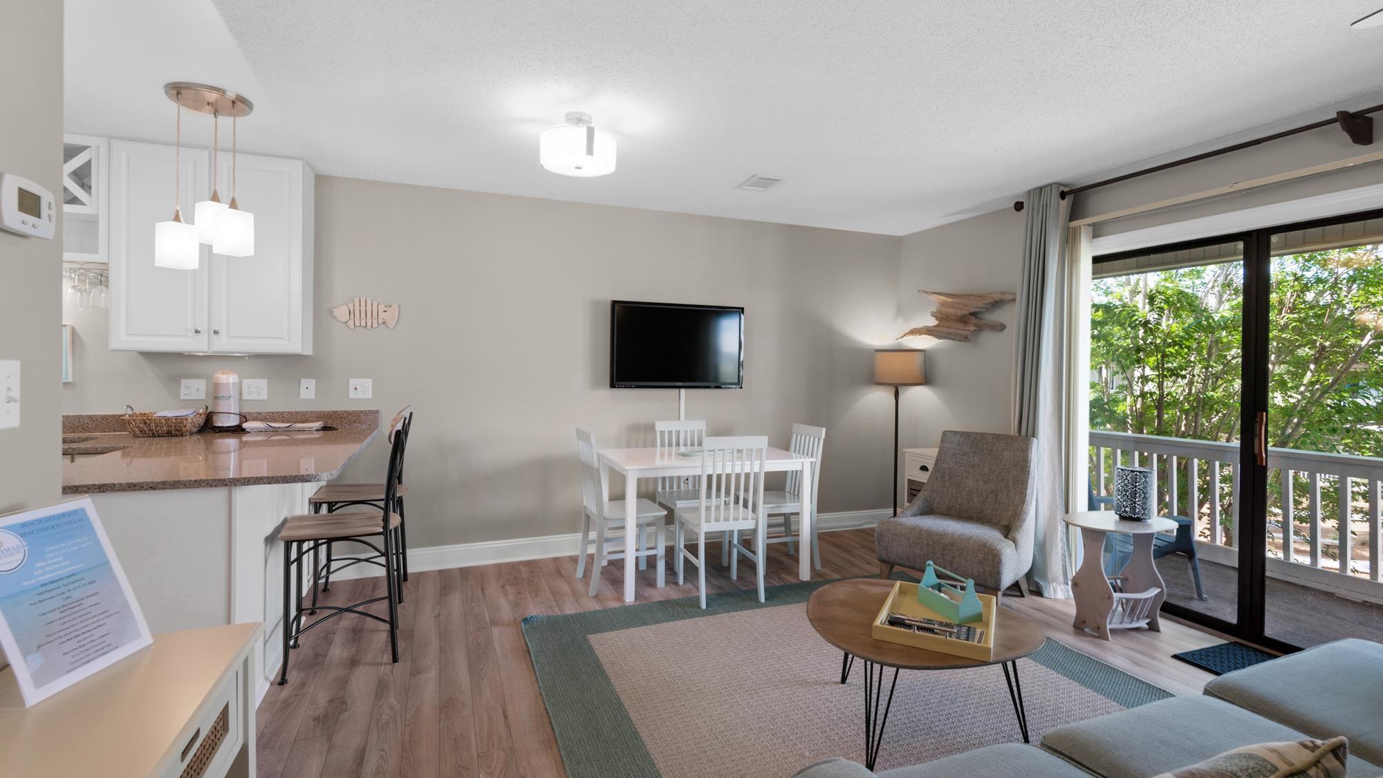 BEACHWOOD VILLAS CONDO - Residential