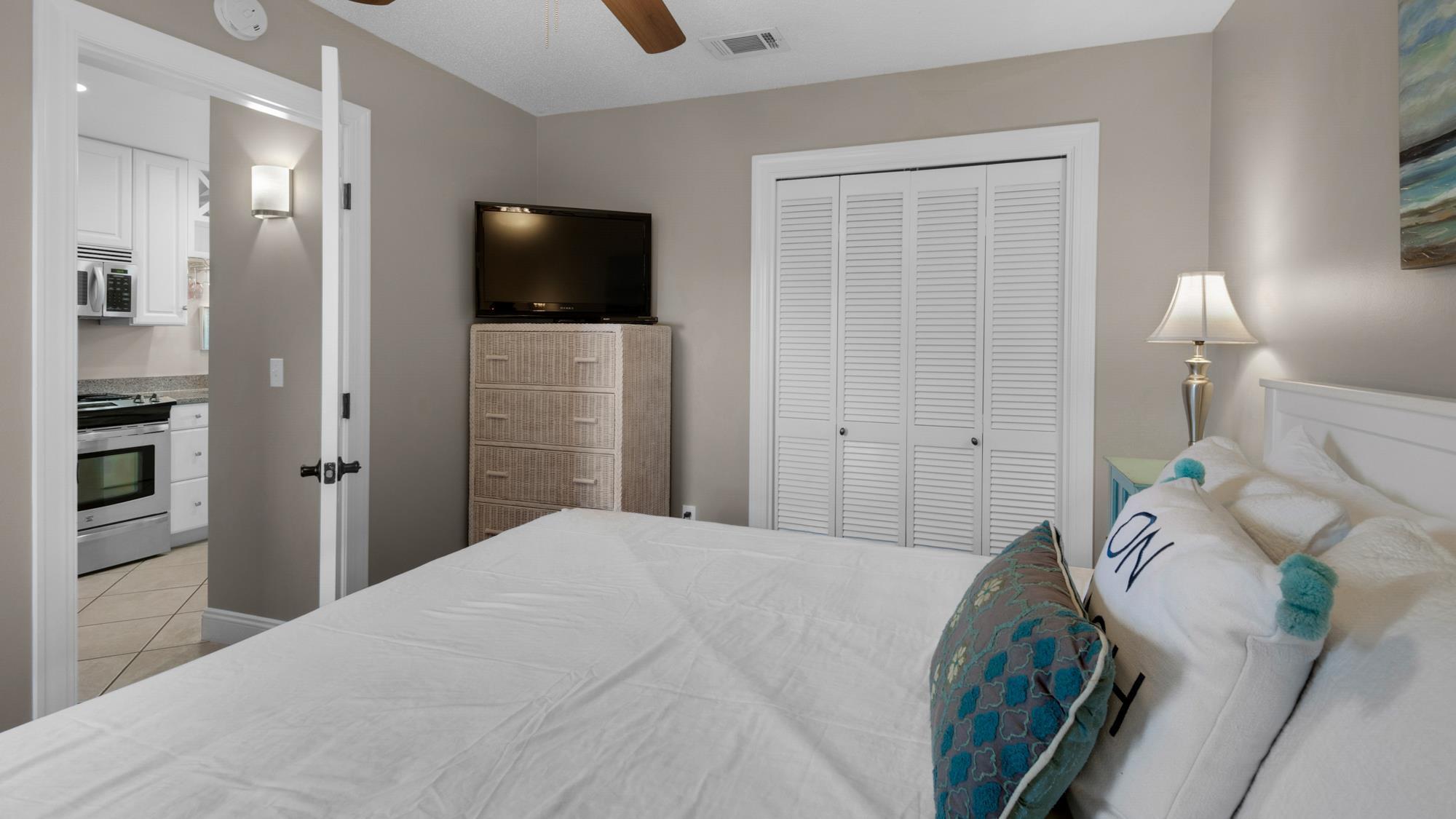 BEACHWOOD VILLAS CONDO - Residential