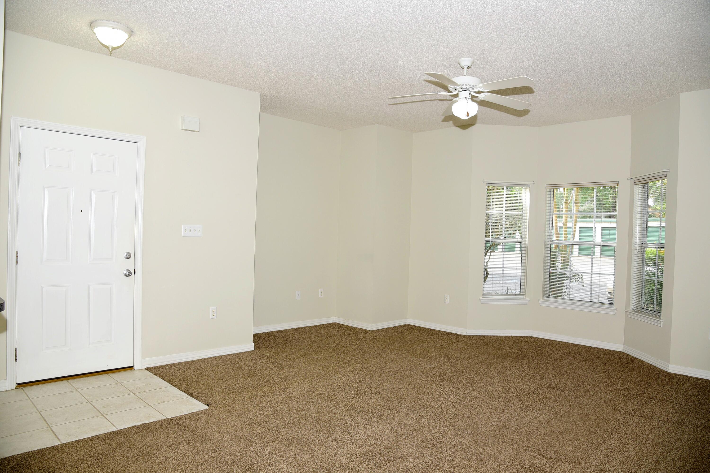 THE OAKS AT NICEVILLE - Residential Lease