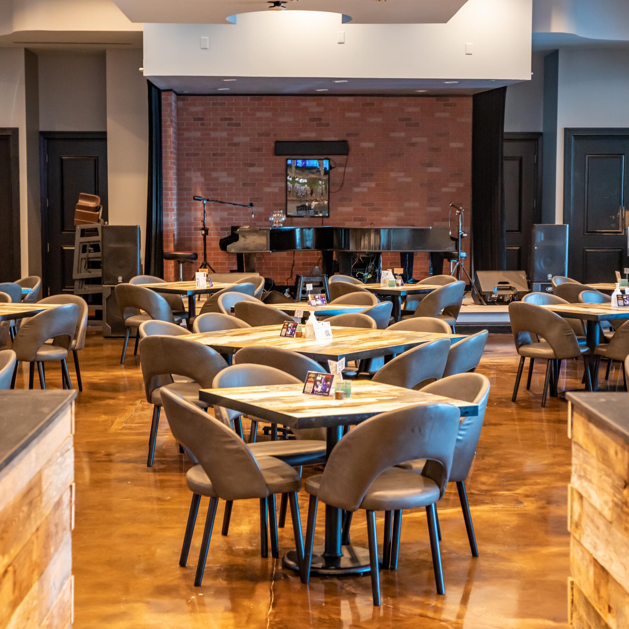 THE PALMS OF DESTIN - Residential