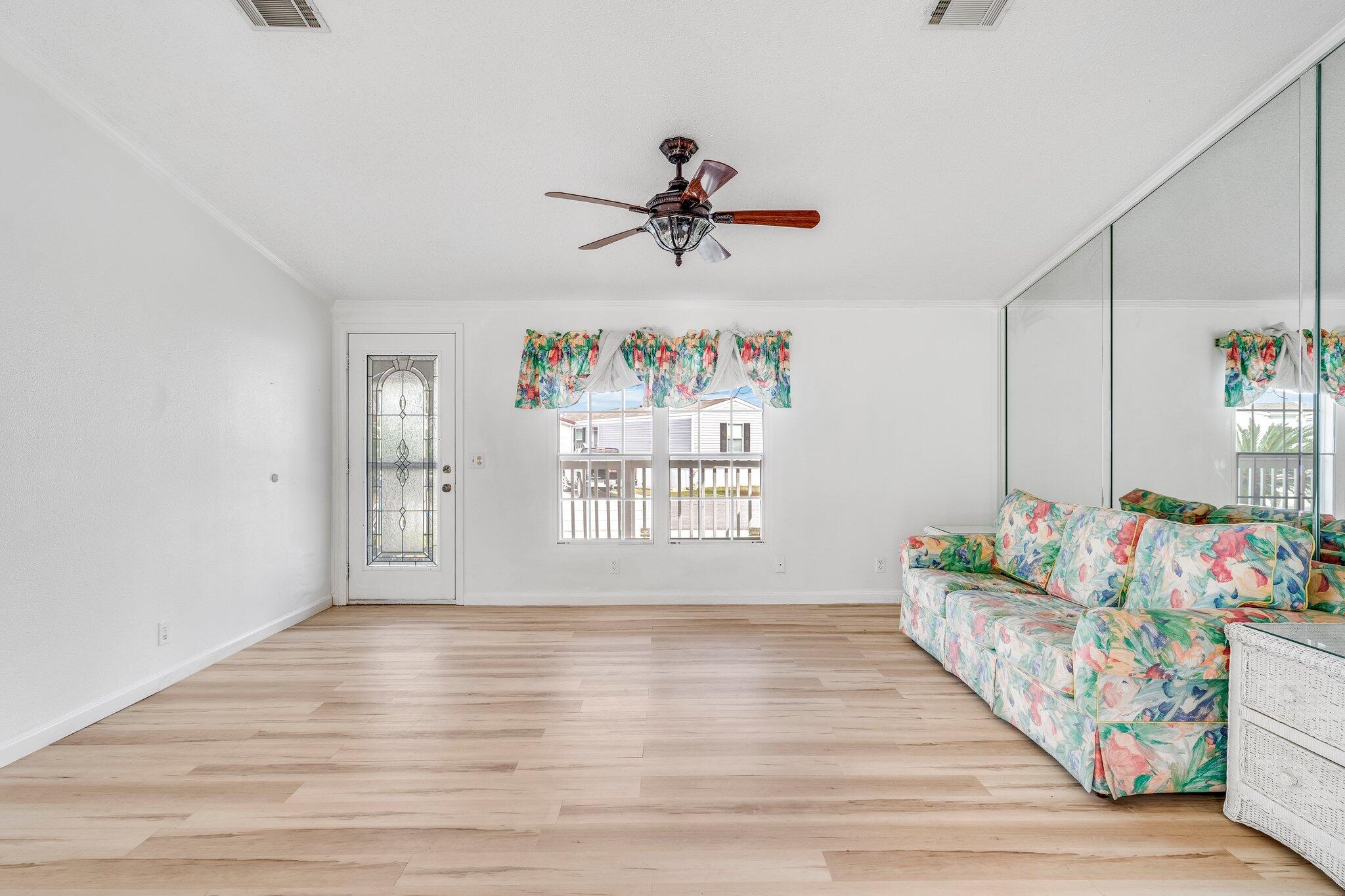 THE PINES - Residential