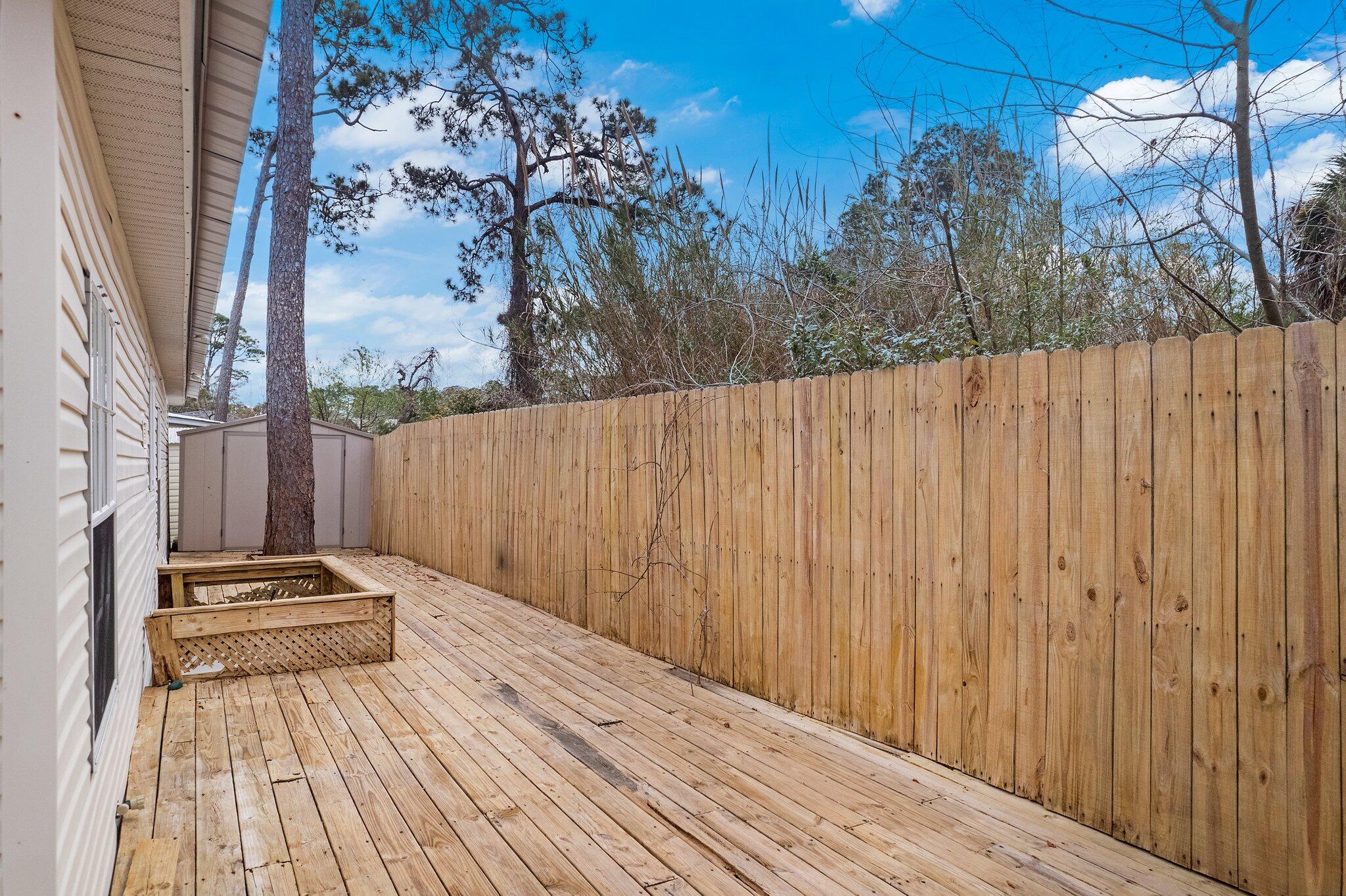 THE PINES - Residential