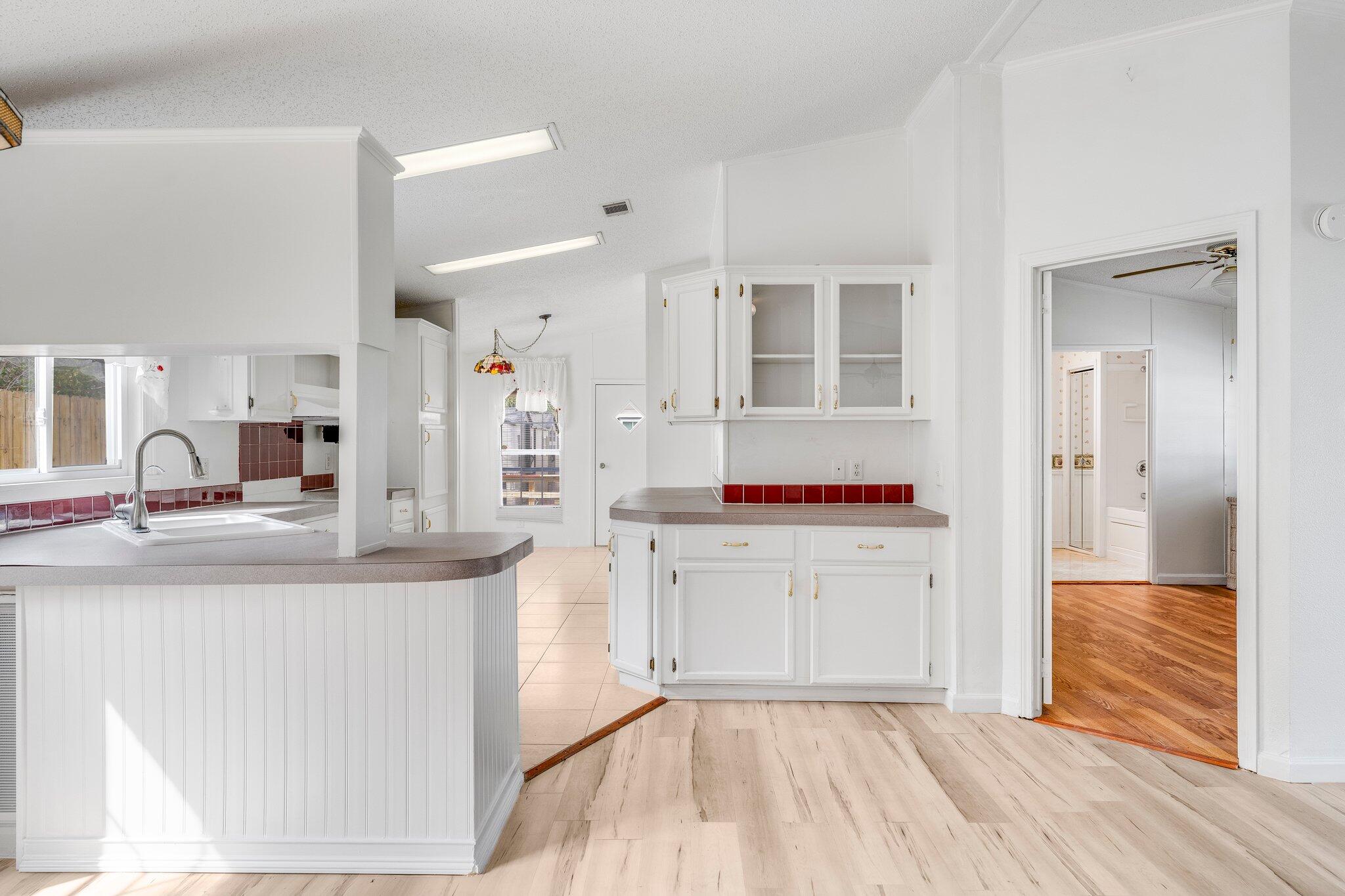 THE PINES - Residential