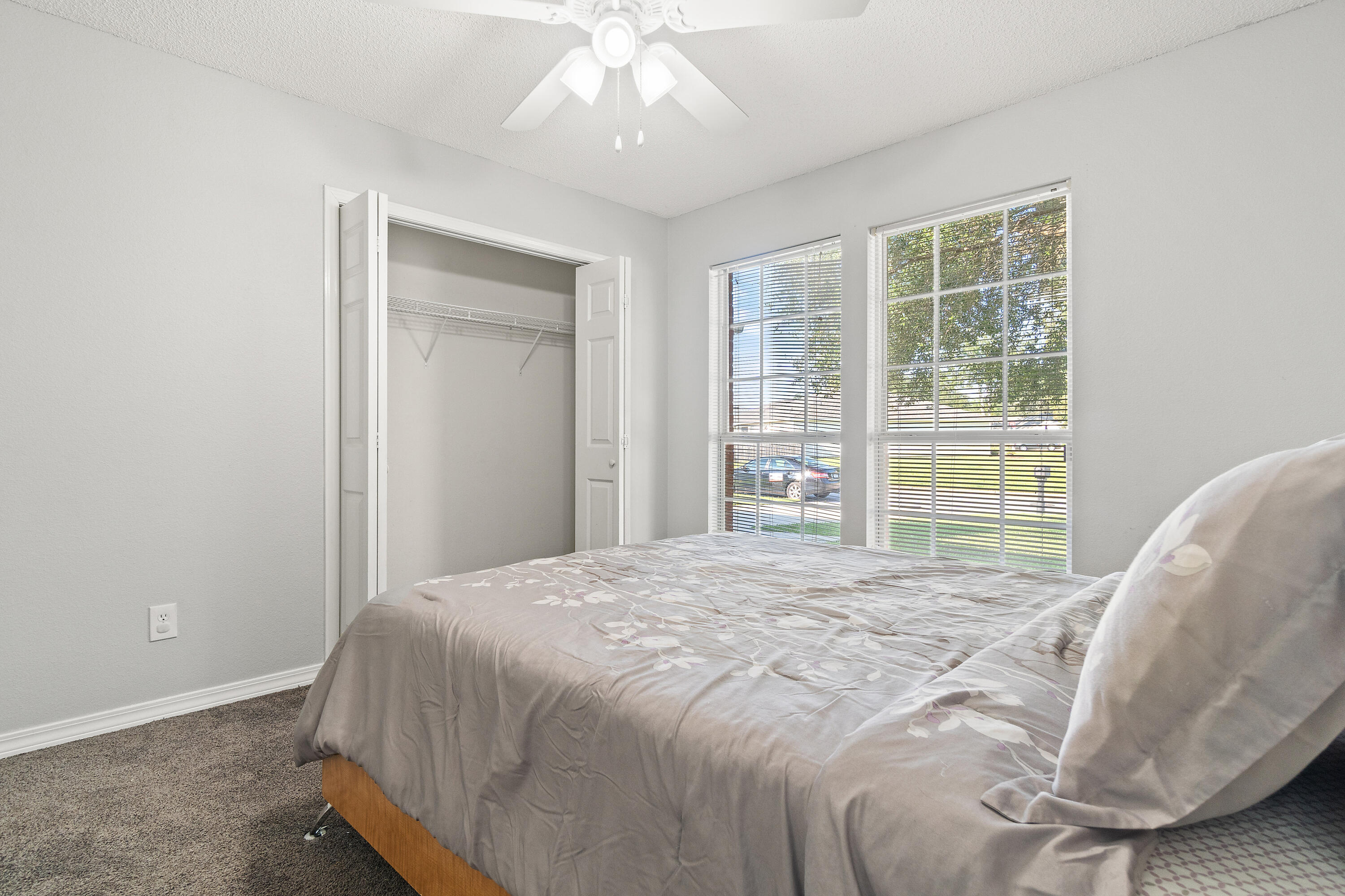 MAPLE OAKS - Residential