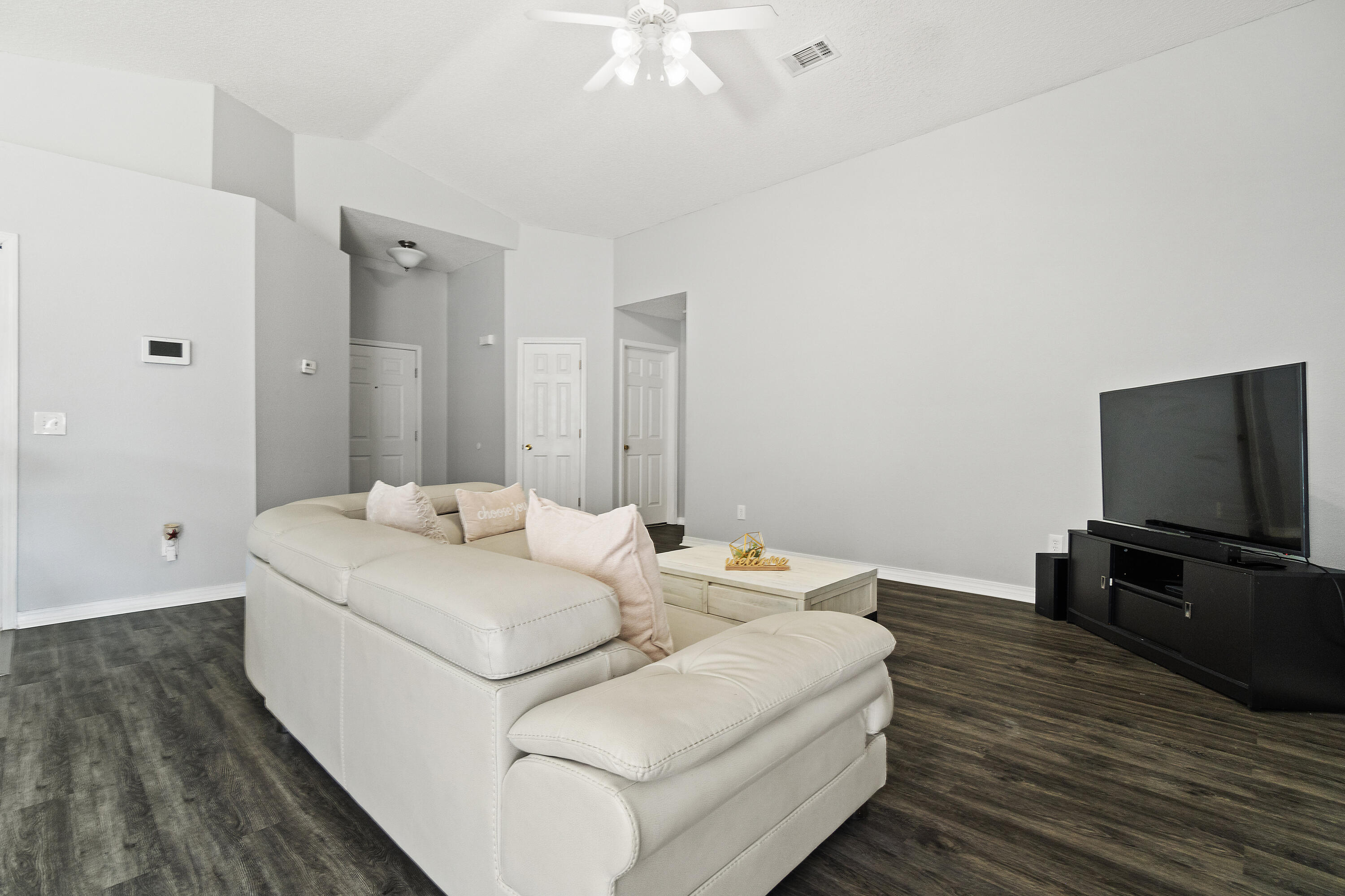 MAPLE OAKS - Residential