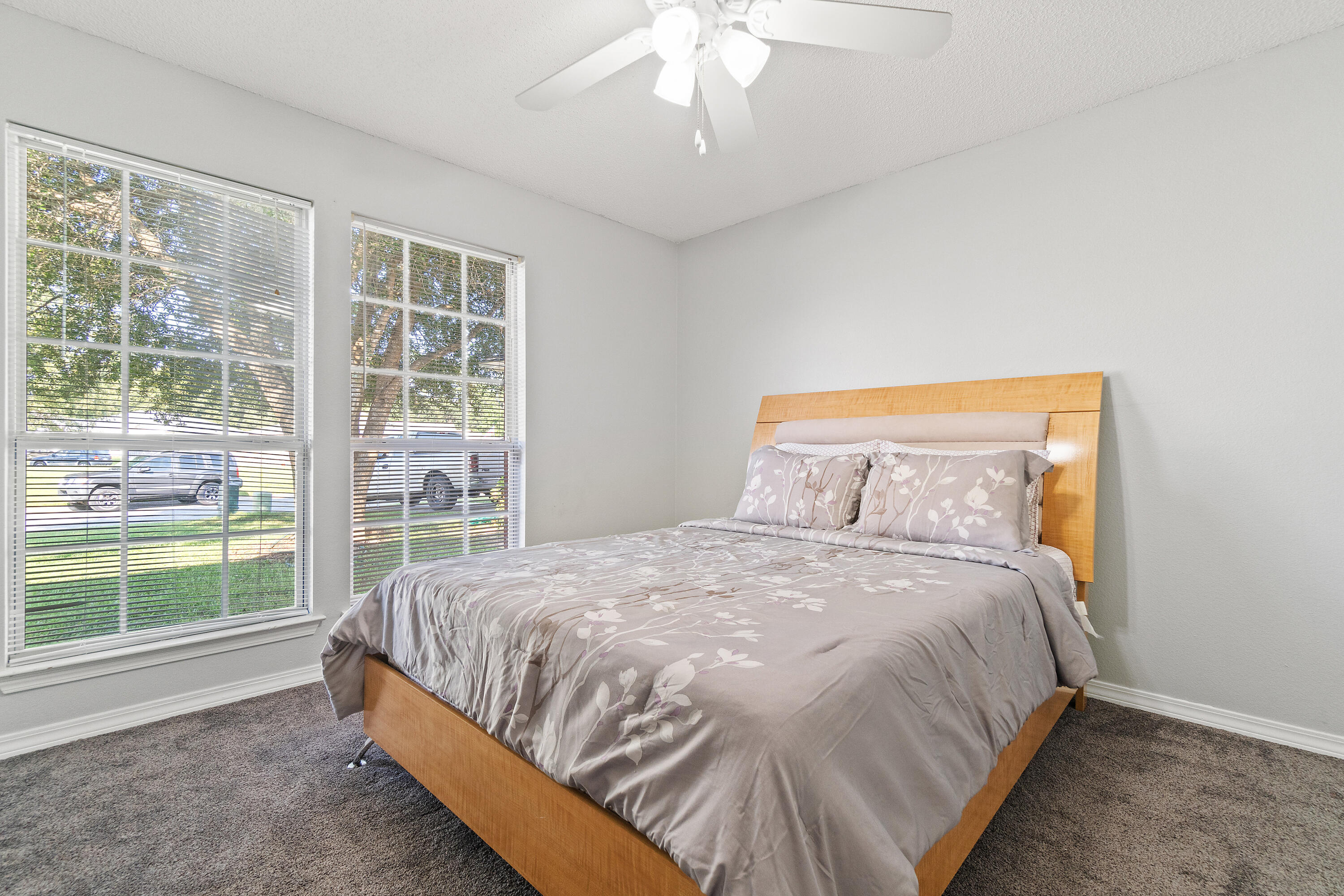 MAPLE OAKS - Residential