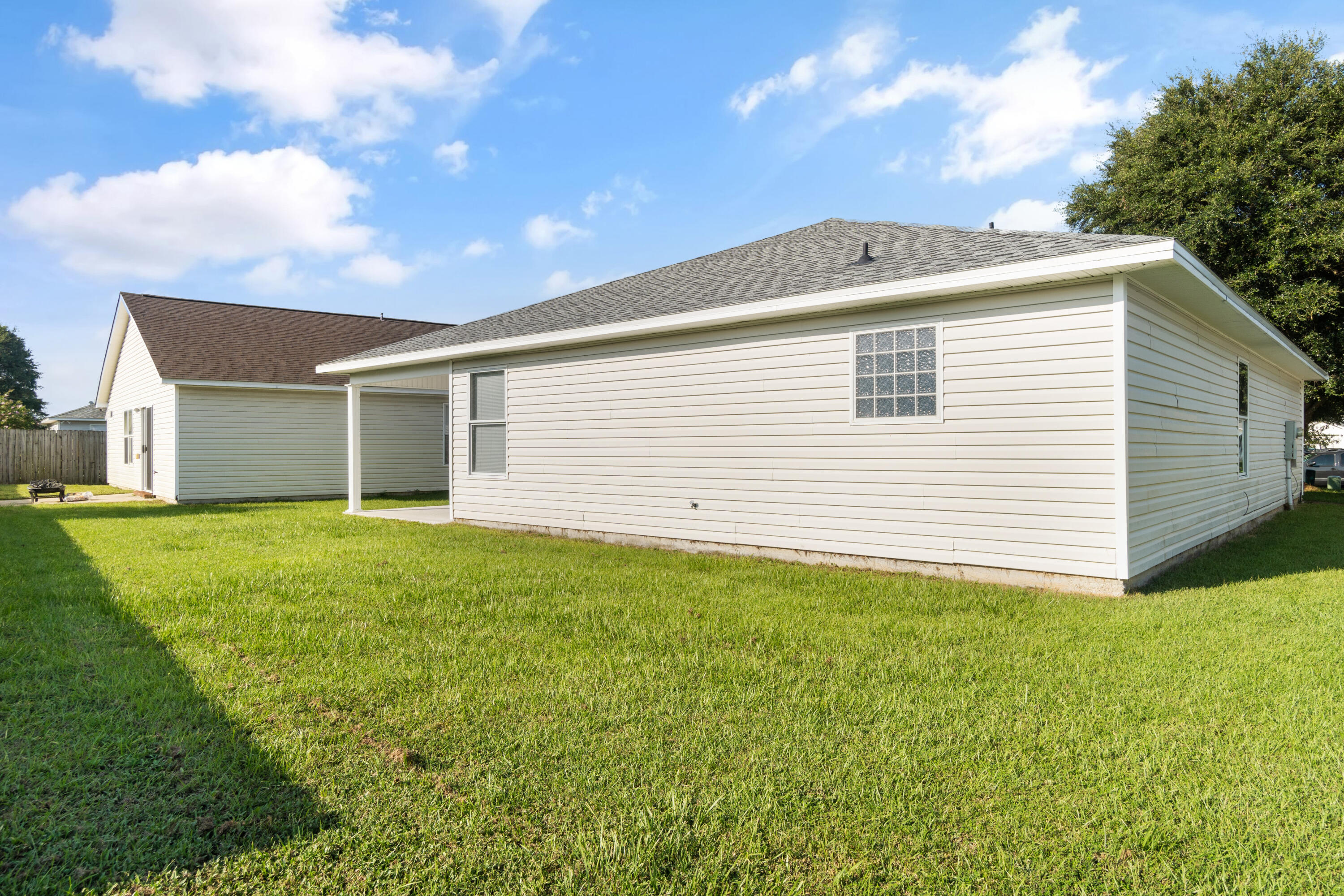 MAPLE OAKS - Residential