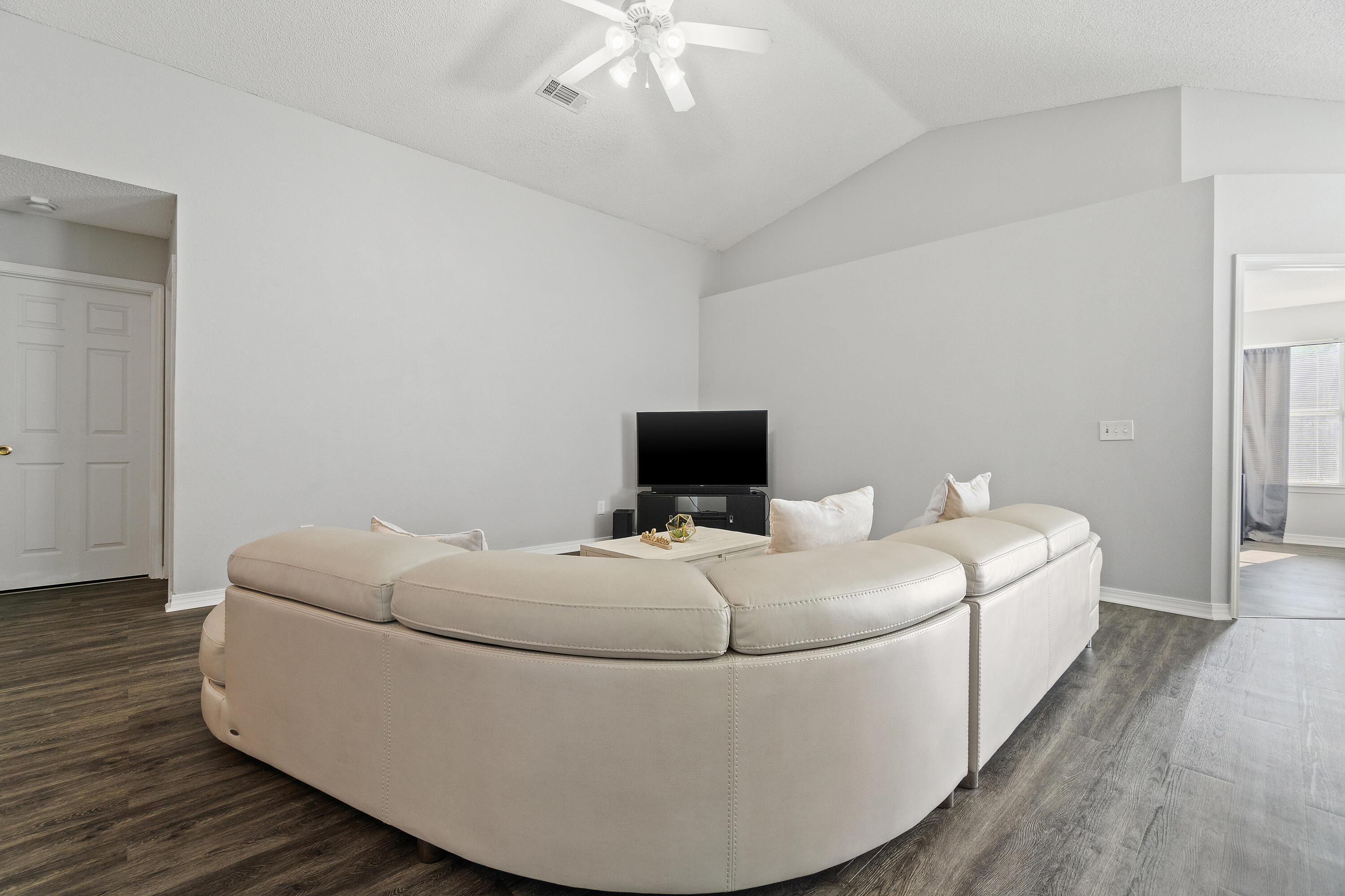 MAPLE OAKS - Residential