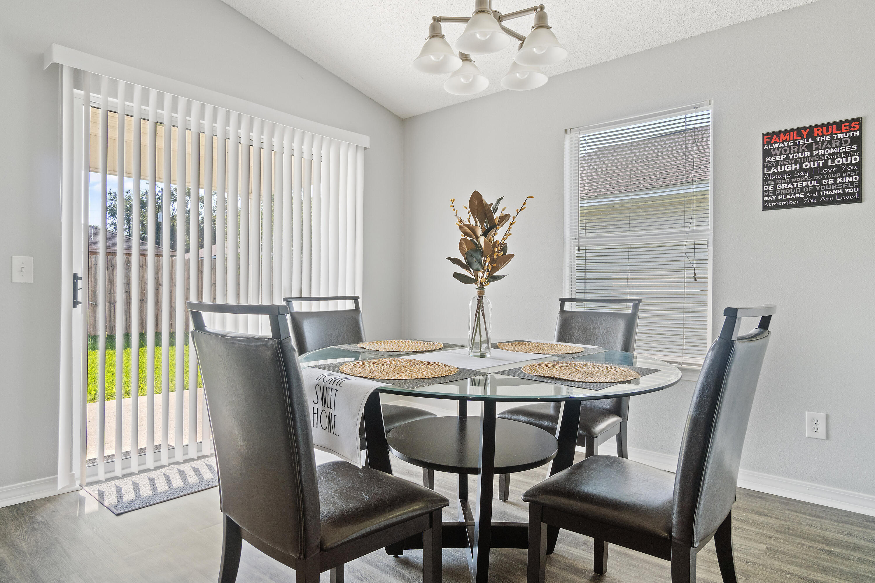 MAPLE OAKS - Residential