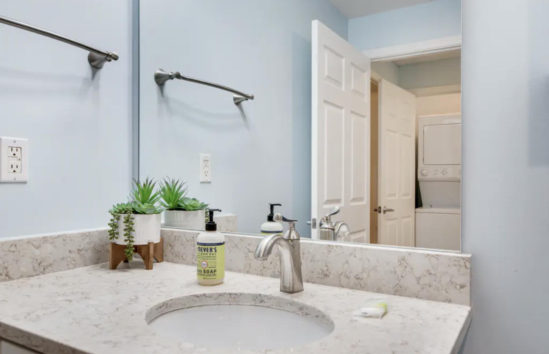 STERLING REEF - Residential