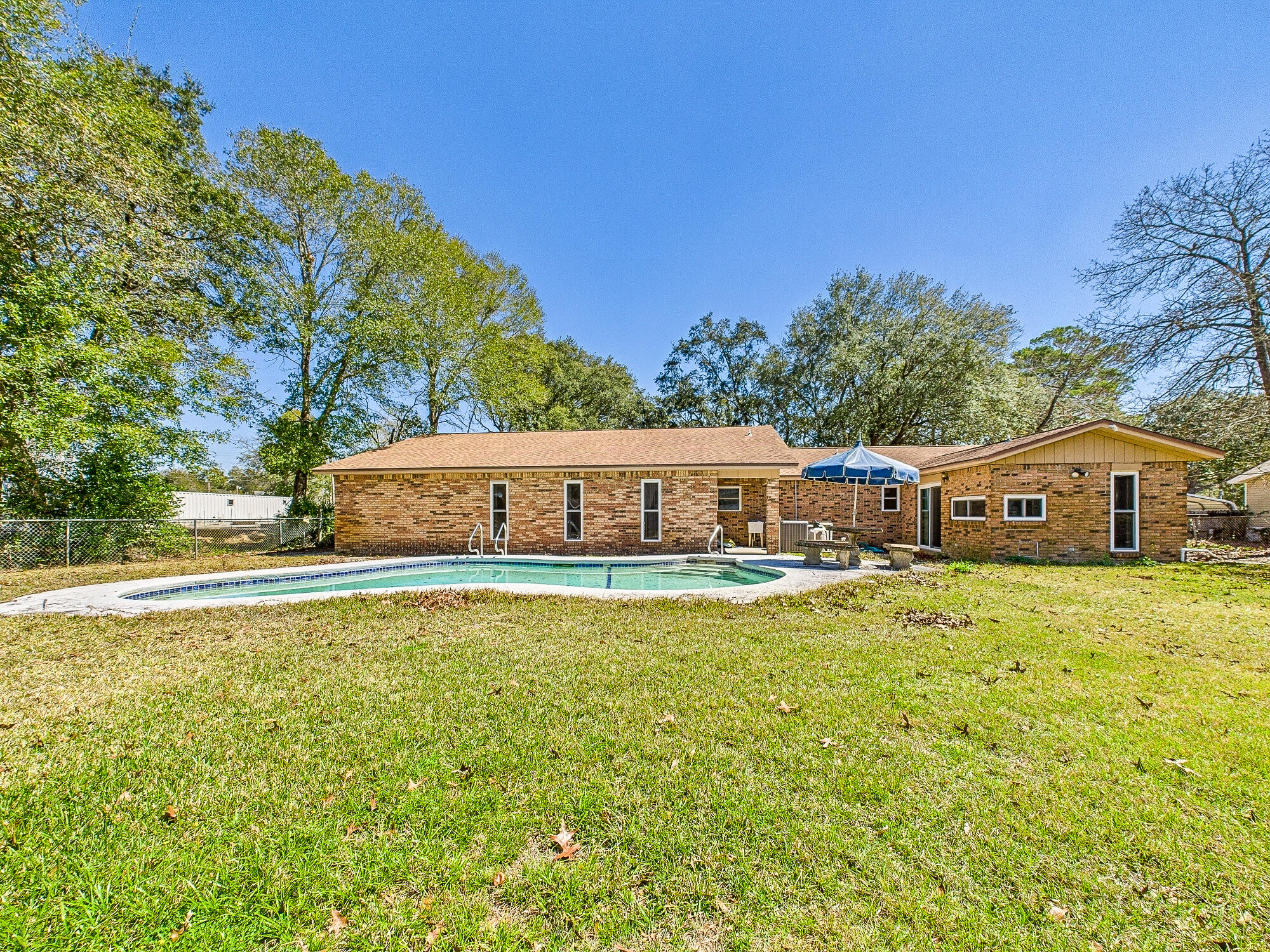 DIXON 1ST ADD - Residential