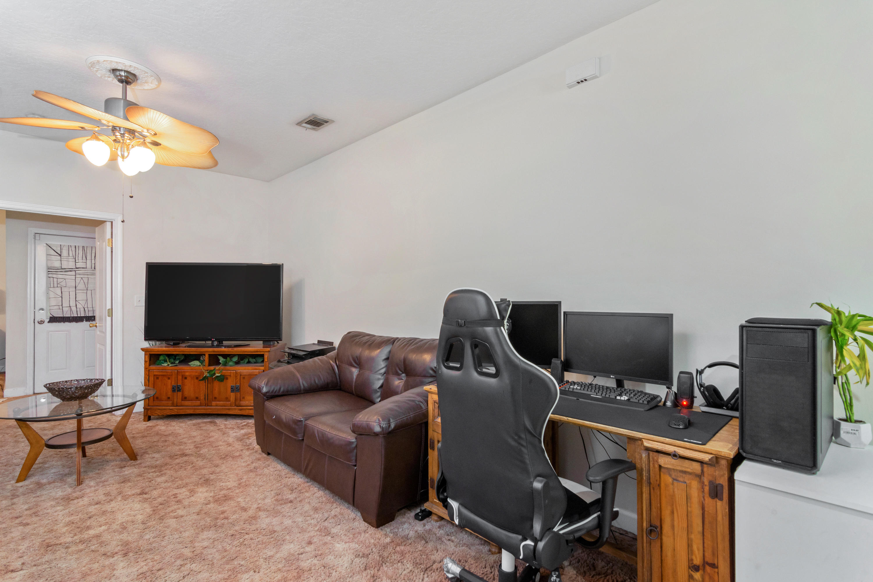 WALTON PARK - Residential