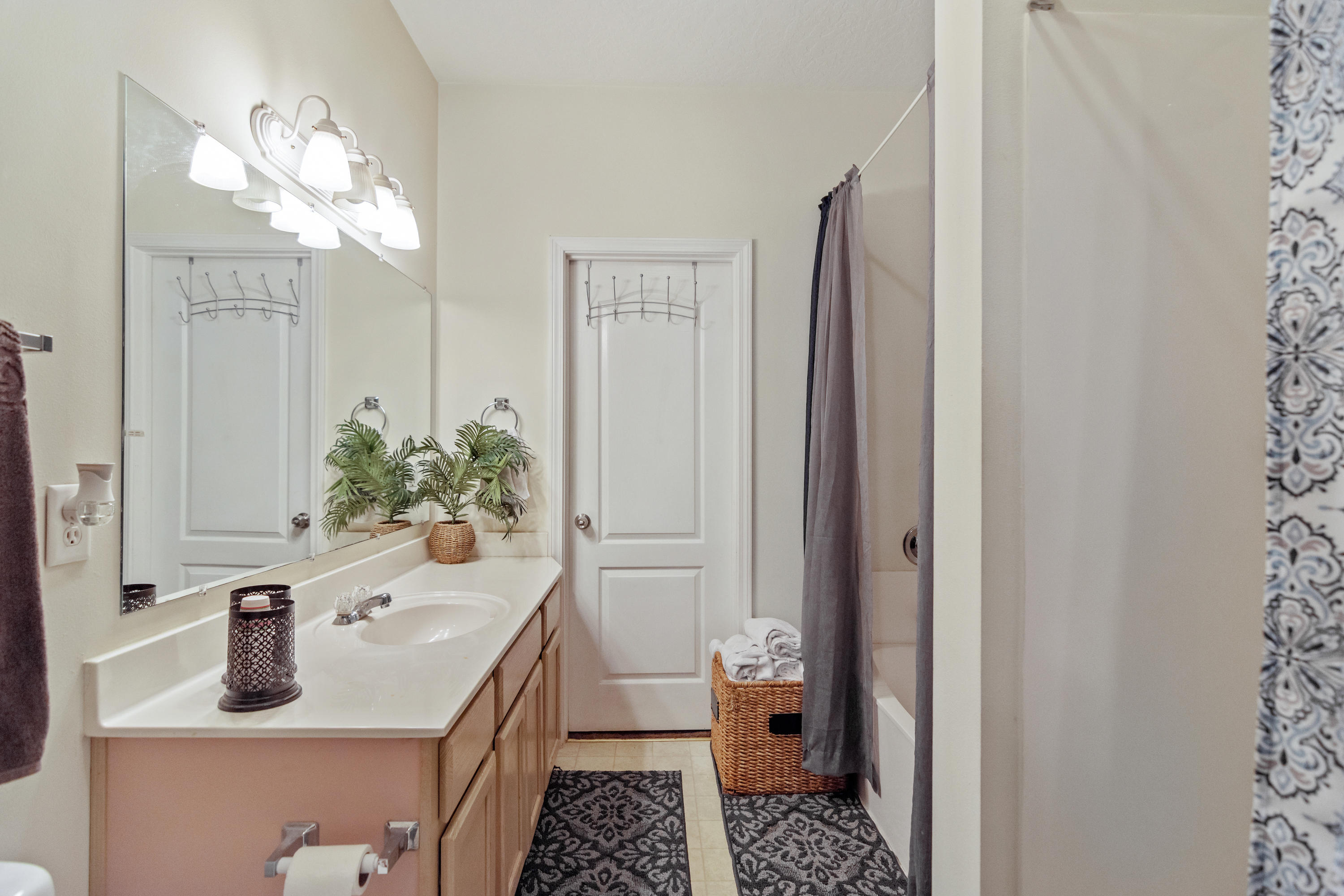 WALTON PARK - Residential